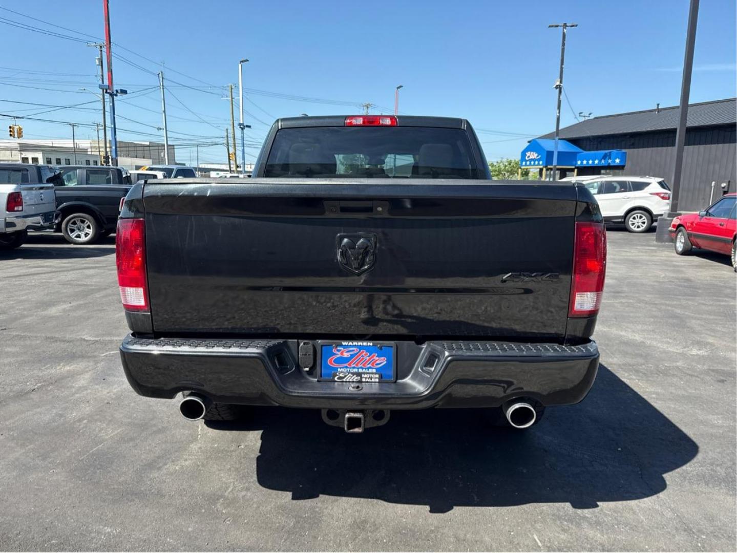 2018 BLACK RAM 1500 (1C6RR7KT6JS) with an V8,5.7L(345 CID),OHV engine, AUTOMATIC transmission, located at 14600 Frazho Road, Warren, MI, 48089, (586) 776-3400, 42.485996, -82.974220 - Photo#5