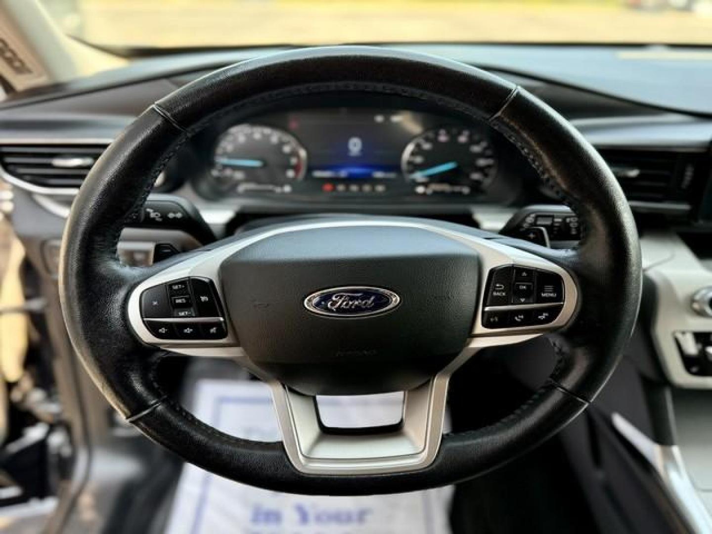 2021 BLACK FORD EXPLORER (1FMSK8DH1MG) with an L4,2.3L(140 CID),DOHC engine, AUTOMATIC transmission, located at 14600 Frazho Road, Warren, MI, 48089, (586) 776-3400, 42.485996, -82.974220 - Photo#9