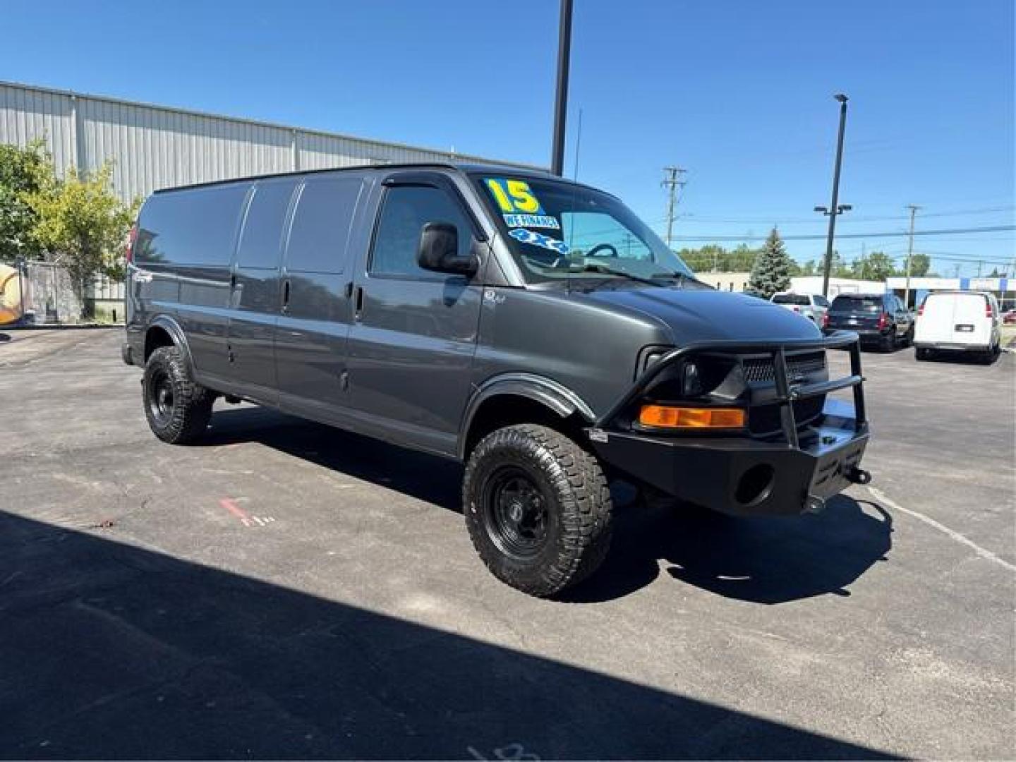 2015 DK GRAY CHEVROLET EXPRESS 3500 (1GCZGUCG6F1) with an V8,6.0L(364 CID),OHV engine, AUTOMATIC transmission, located at 14600 Frazho Road, Warren, MI, 48089, (586) 776-3400, 42.485996, -82.974220 - Photo#2