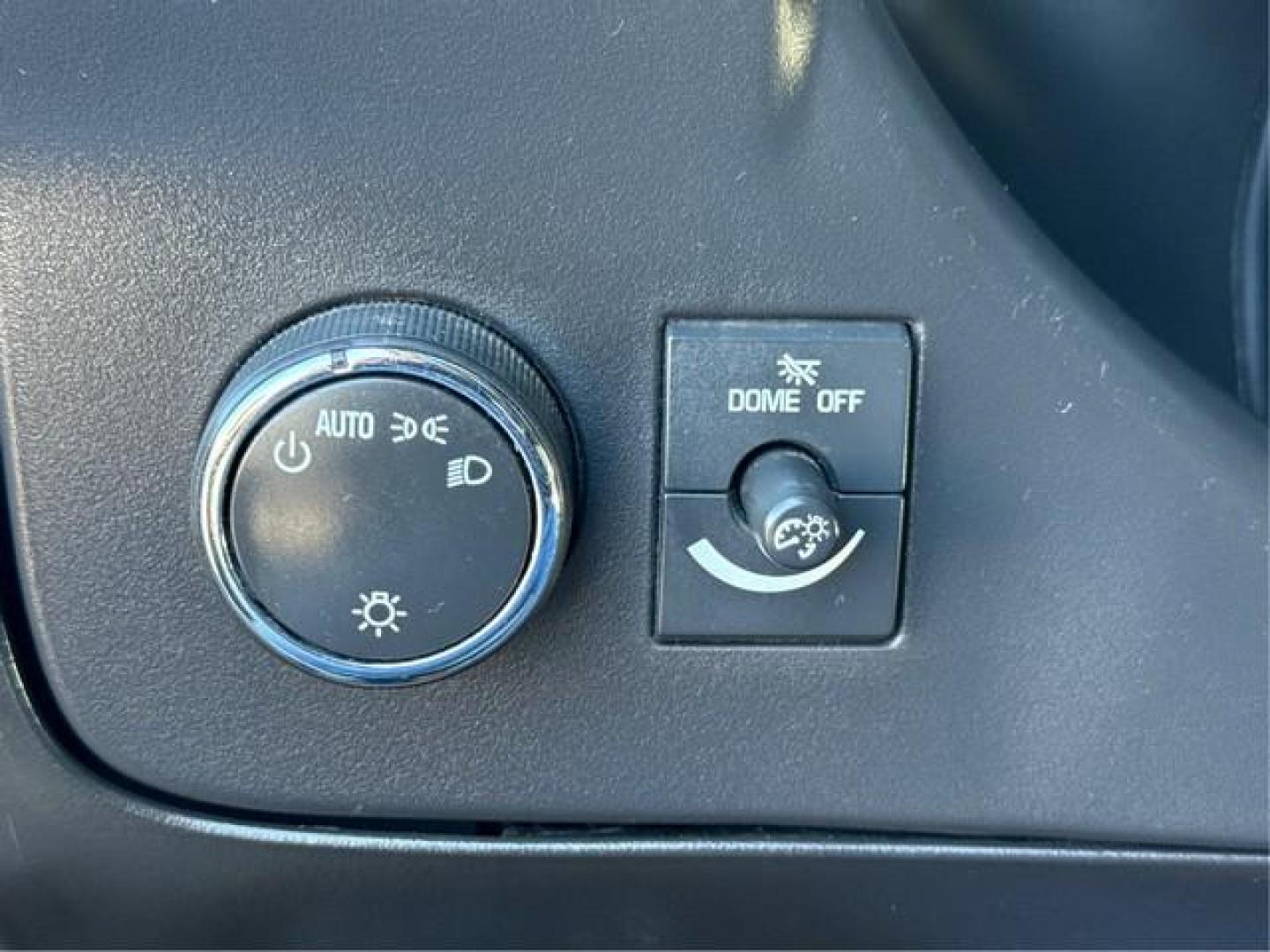 2015 DK GRAY CHEVROLET EXPRESS 3500 (1GCZGUCG6F1) with an V8,6.0L(364 CID),OHV engine, AUTOMATIC transmission, located at 14600 Frazho Road, Warren, MI, 48089, (586) 776-3400, 42.485996, -82.974220 - Photo#14