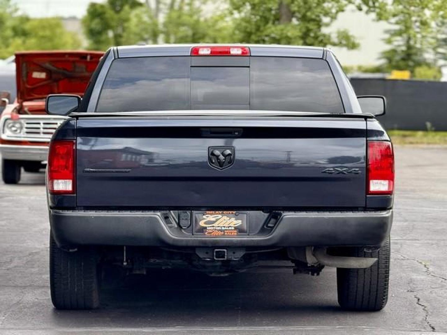 2017 BLUE RAM 1500 (1C6RR7LT5HS) with an V8,5.7L(345 CID),OHV engine, AUTOMATIC transmission, located at 14600 Frazho Road, Warren, MI, 48089, (586) 776-3400, 42.485996, -82.974220 - Photo#5