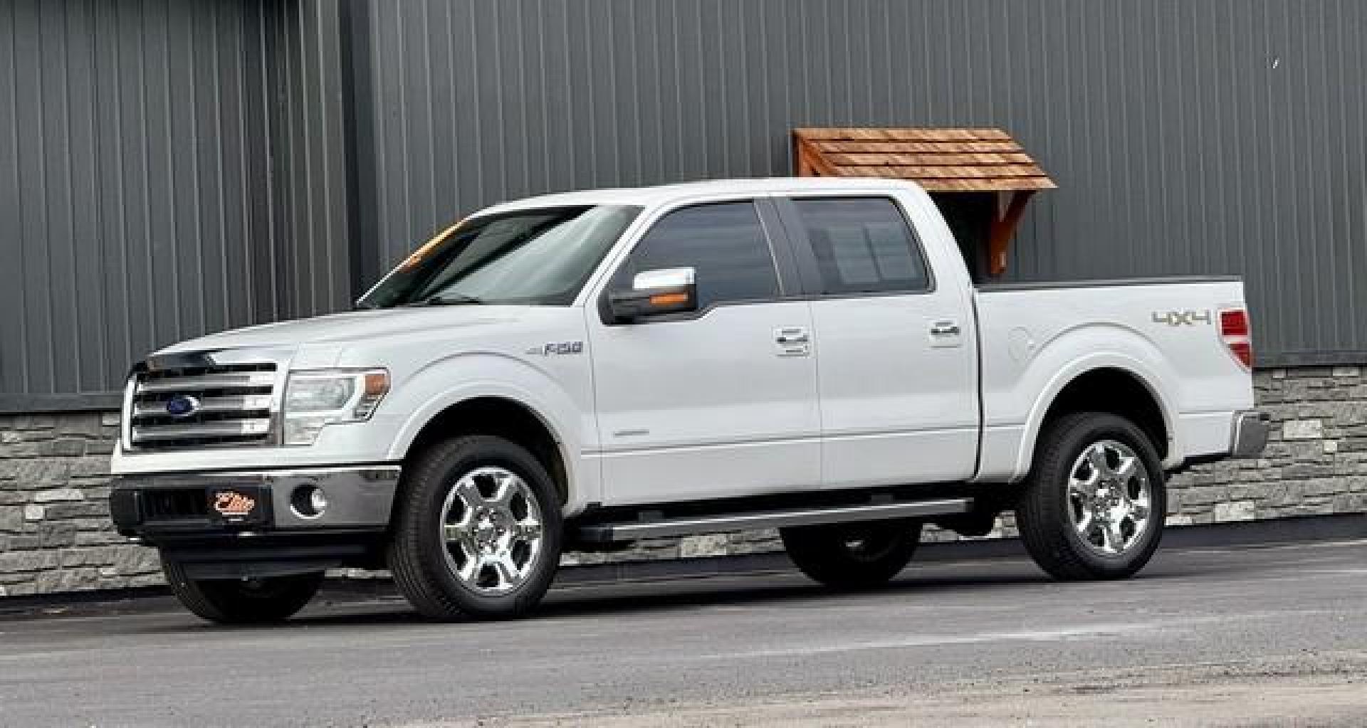 2014 WHITE FORD F-150 (1FTFW1ET5EK) with an V6,3.5L(213 CID),DOHC engine, AUTOMATIC transmission, located at 14600 Frazho Road, Warren, MI, 48089, (586) 776-3400, 42.485996, -82.974220 - Photo#1