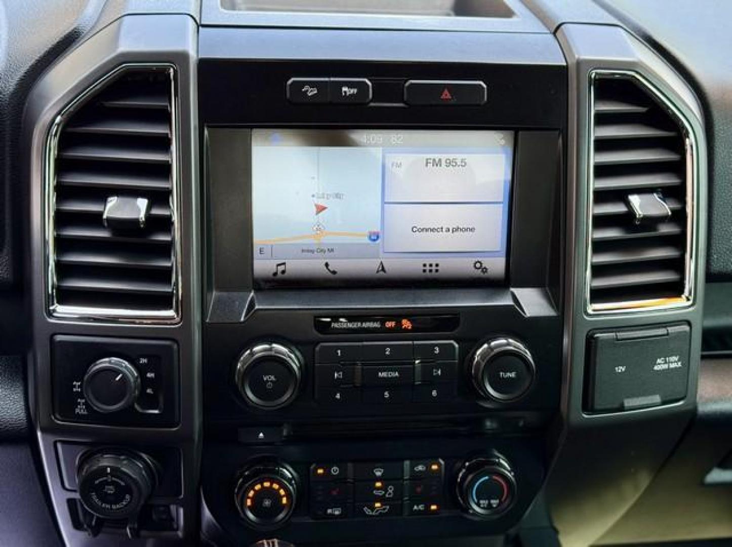 2016 BLACK FORD F-150 (1FTEW1EF0GF) with an V8,5.0L(302 CID),DOHC engine, AUTOMATIC transmission, located at 14600 Frazho Road, Warren, MI, 48089, (586) 776-3400, 42.485996, -82.974220 - Photo#10