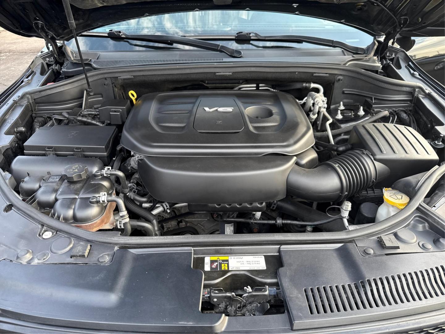 2019 BLACK METALLIC DODGE DURANGO (1C4RDJDG7KC) with an V6,3.6L(220 CID),DOHC engine, AUTOMATIC transmission, located at 14600 Frazho Road, Warren, MI, 48089, (586) 776-3400, 42.485996, -82.974220 - Photo#10