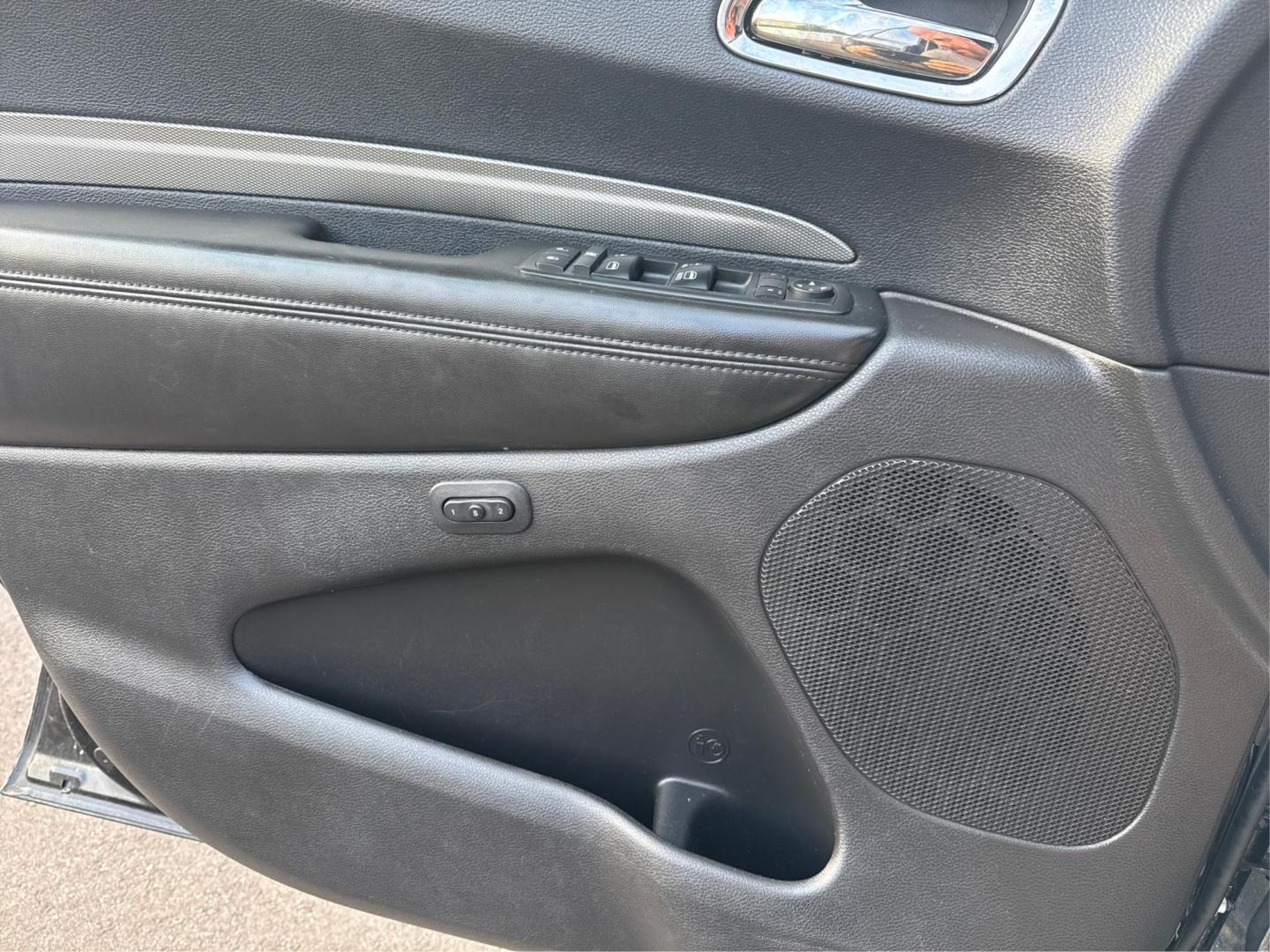 2019 BLACK METALLIC DODGE DURANGO (1C4RDJDG7KC) with an V6,3.6L(220 CID),DOHC engine, AUTOMATIC transmission, located at 14600 Frazho Road, Warren, MI, 48089, (586) 776-3400, 42.485996, -82.974220 - Photo#18