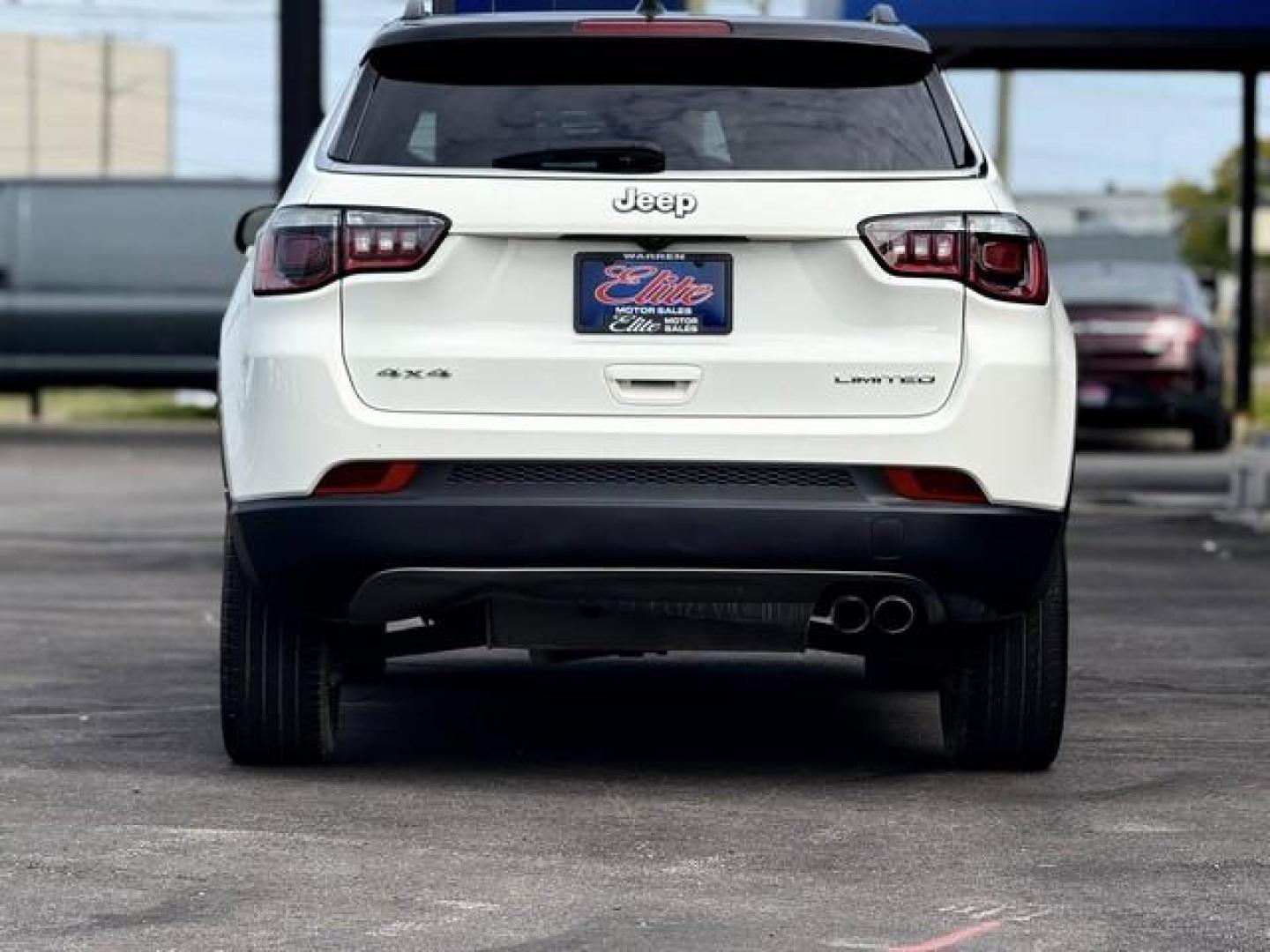 2020 WHITE JEEP COMPASS (3C4NJDCB0LT) with an L4,2.4L(144 CID), engine, AUTOMATIC transmission, located at 14600 Frazho Road, Warren, MI, 48089, (586) 776-3400, 42.485996, -82.974220 - Photo#5