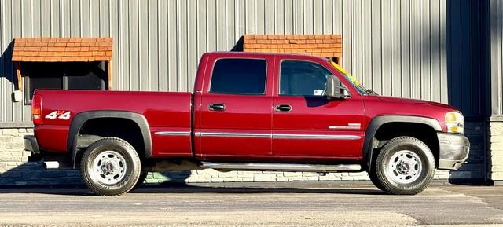 2002 BURGANDY GMC SIERRA 2500 HD (1GTHK23192F) with an V8,6.6L(403 CID),OHV engine, AUTOMATIC transmission, located at 14600 Frazho Road, Warren, MI, 48089, (586) 776-3400, 42.485996, -82.974220 - Photo#0