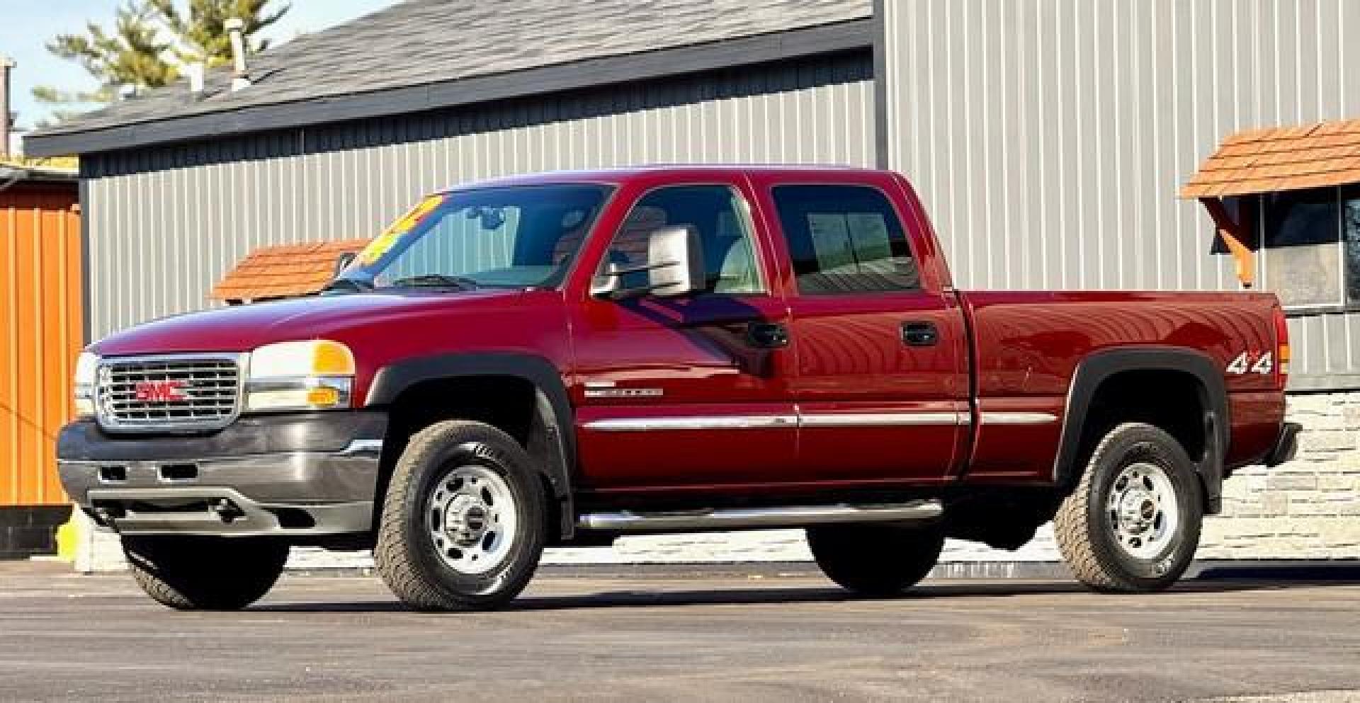 2002 BURGANDY GMC SIERRA 2500 HD (1GTHK23192F) with an V8,6.6L(403 CID),OHV engine, AUTOMATIC transmission, located at 14600 Frazho Road, Warren, MI, 48089, (586) 776-3400, 42.485996, -82.974220 - Photo#3