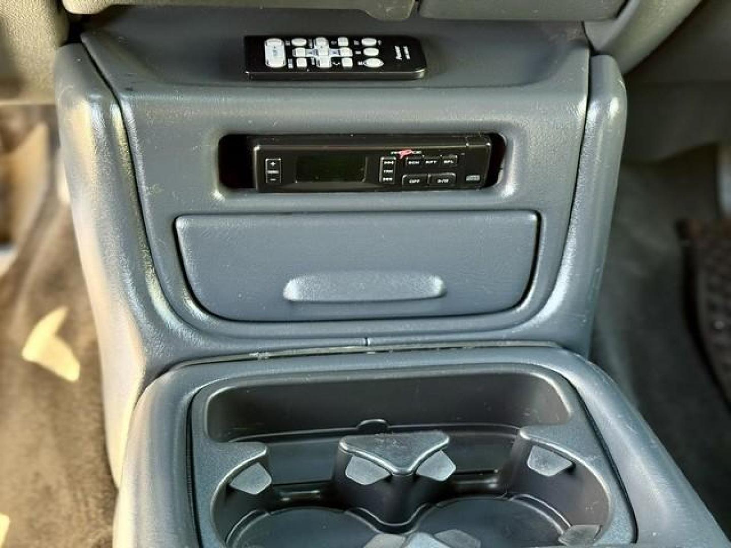 2002 BURGANDY GMC SIERRA 2500 HD (1GTHK23192F) with an V8,6.6L(403 CID),OHV engine, AUTOMATIC transmission, located at 14600 Frazho Road, Warren, MI, 48089, (586) 776-3400, 42.485996, -82.974220 - Photo#11