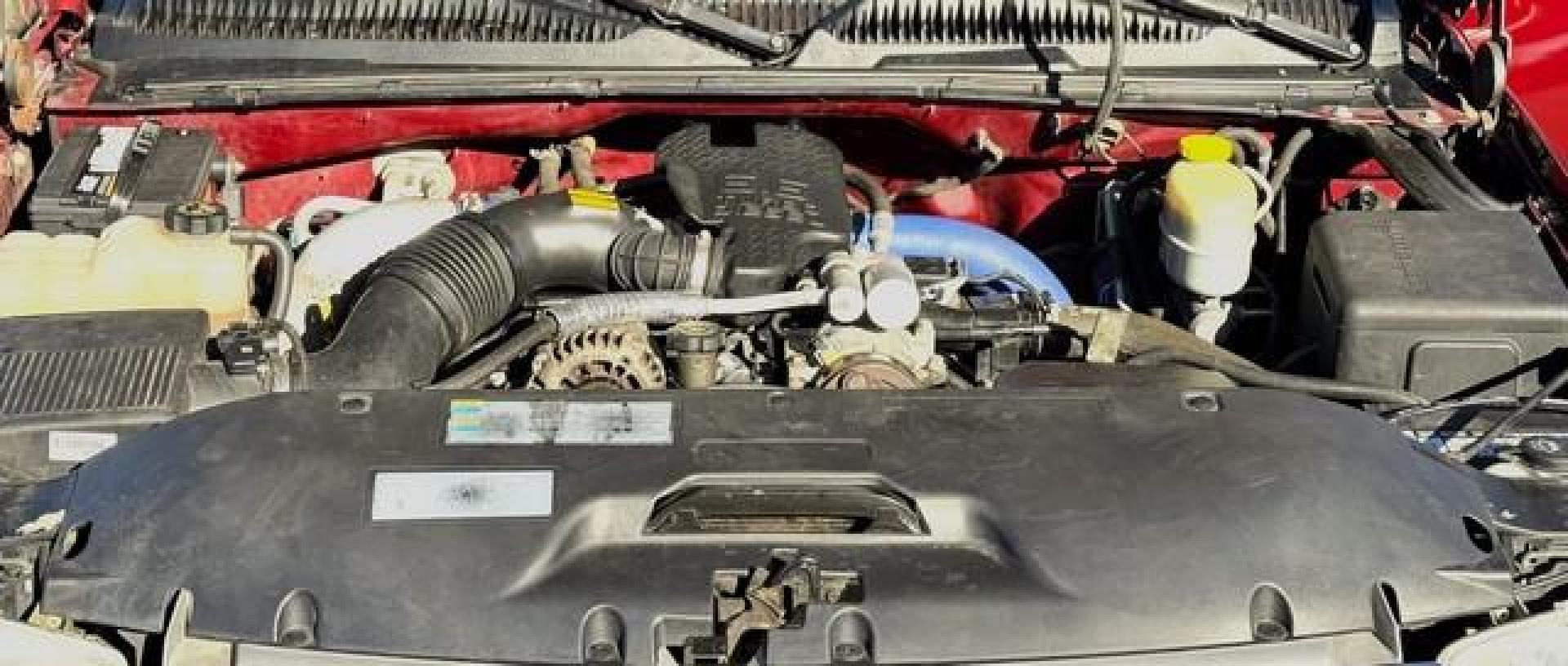 2002 BURGANDY GMC SIERRA 2500 HD (1GTHK23192F) with an V8,6.6L(403 CID),OHV engine, AUTOMATIC transmission, located at 14600 Frazho Road, Warren, MI, 48089, (586) 776-3400, 42.485996, -82.974220 - Photo#15