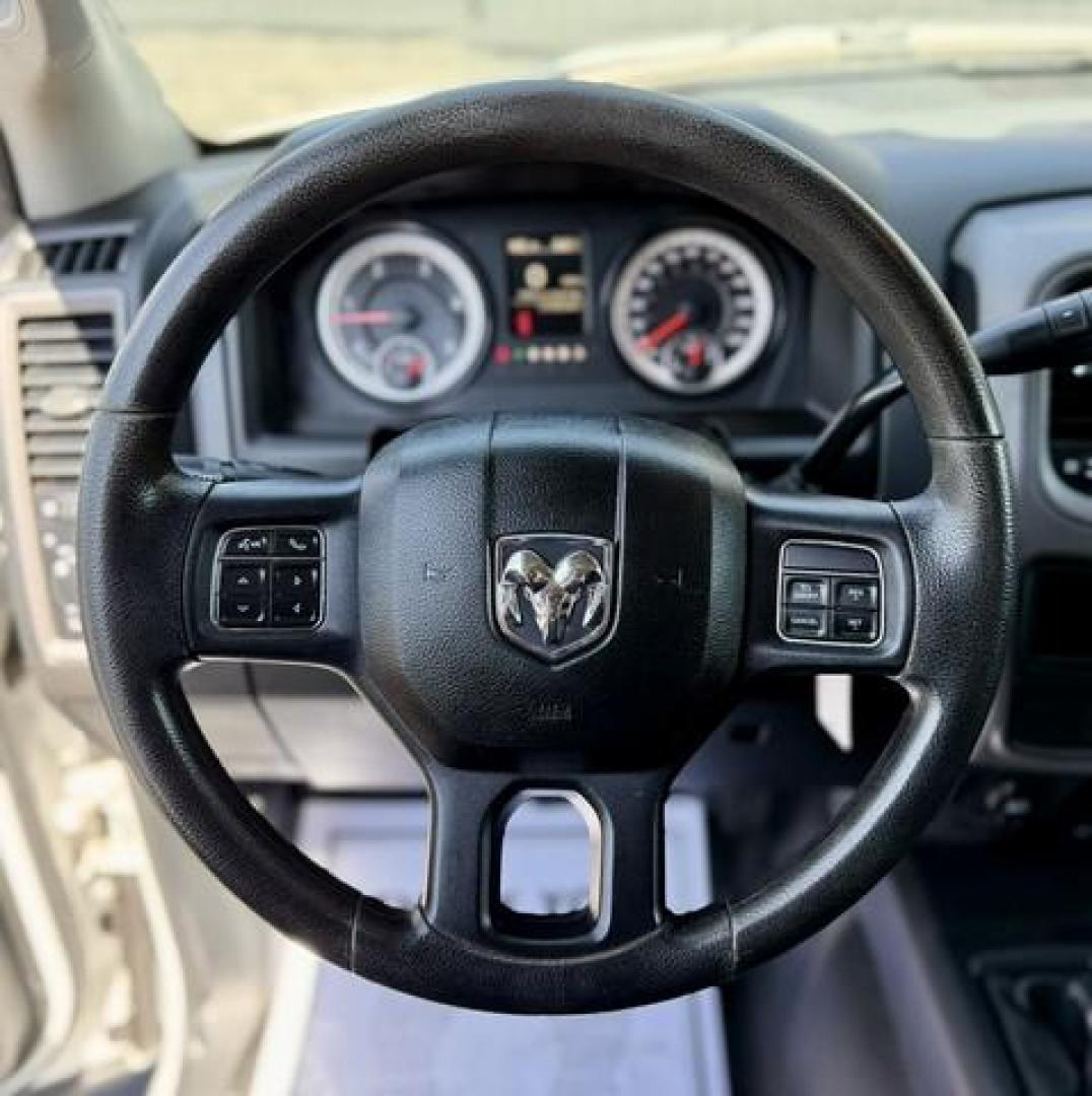2017 WHITE RAM 2500 (3C6UR5HL2HG) with an L6,6.7L(408 CID),OHV engine, AUTOMATIC transmission, located at 14600 Frazho Road, Warren, MI, 48089, (586) 776-3400, 42.485996, -82.974220 - Photo#10