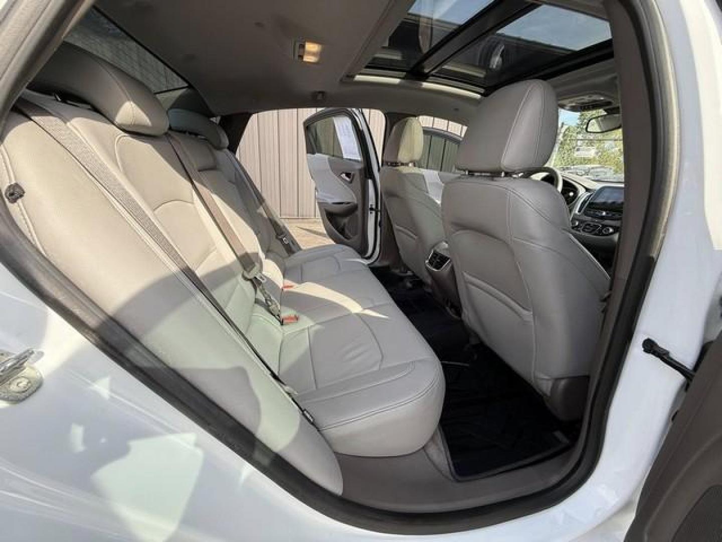 2016 WHITE CHEVROLET MALIBU (1G1ZE5ST1GF) with an L4,1.5L(91 CID),DOHC engine, AUTOMATIC transmission, located at 14600 Frazho Road, Warren, MI, 48089, (586) 776-3400, 42.485996, -82.974220 - Photo#10