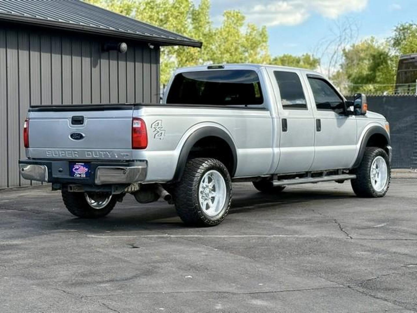 2015 SILVER FORD F-350 SUPER DUTY (1FT8W3B65FE) with an V8,6.2L(379 CID),SOHC engine, AUTOMATIC transmission, located at 14600 Frazho Road, Warren, MI, 48089, (586) 776-3400, 42.485996, -82.974220 - Photo#5