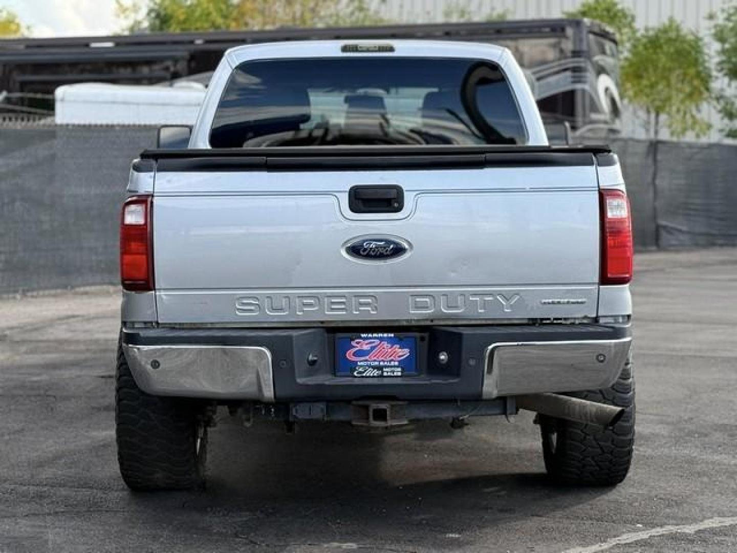 2015 SILVER FORD F-350 SUPER DUTY (1FT8W3B65FE) with an V8,6.2L(379 CID),SOHC engine, AUTOMATIC transmission, located at 14600 Frazho Road, Warren, MI, 48089, (586) 776-3400, 42.485996, -82.974220 - Photo#6