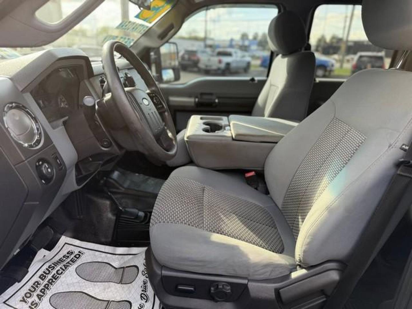 2015 SILVER FORD F-350 SUPER DUTY (1FT8W3B65FE) with an V8,6.2L(379 CID),SOHC engine, AUTOMATIC transmission, located at 14600 Frazho Road, Warren, MI, 48089, (586) 776-3400, 42.485996, -82.974220 - Photo#8