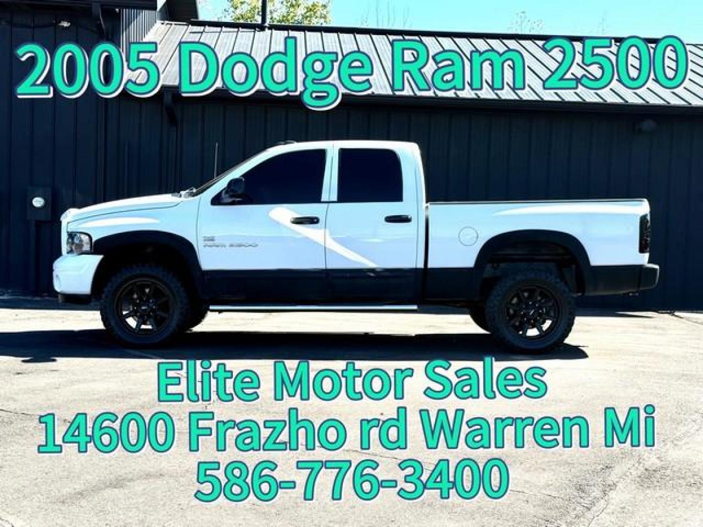 2004 WHITE DODGE RAM 2500 PICKUP (3D7KU28D14G) with an V8,5.7L(345 CID),OHV engine, AUTOMATIC transmission, located at 14600 Frazho Road, Warren, MI, 48089, (586) 776-3400, 42.485996, -82.974220 - Photo#0