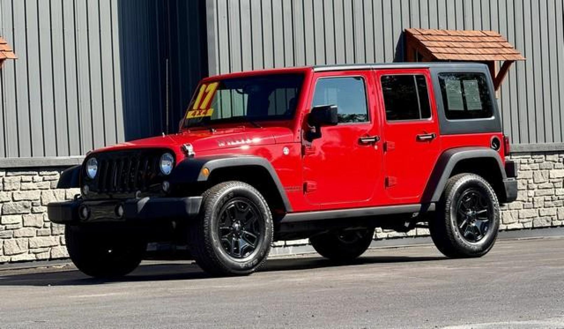 2017 FIRE CRACKER RED JEEP WRANGLER (1C4BJWDG4HL) with an V6,3.6L(220 CID),DOHC engine, AUTOMATIC transmission, located at 14600 Frazho Road, Warren, MI, 48089, (586) 776-3400, 42.485996, -82.974220 - Photo#3
