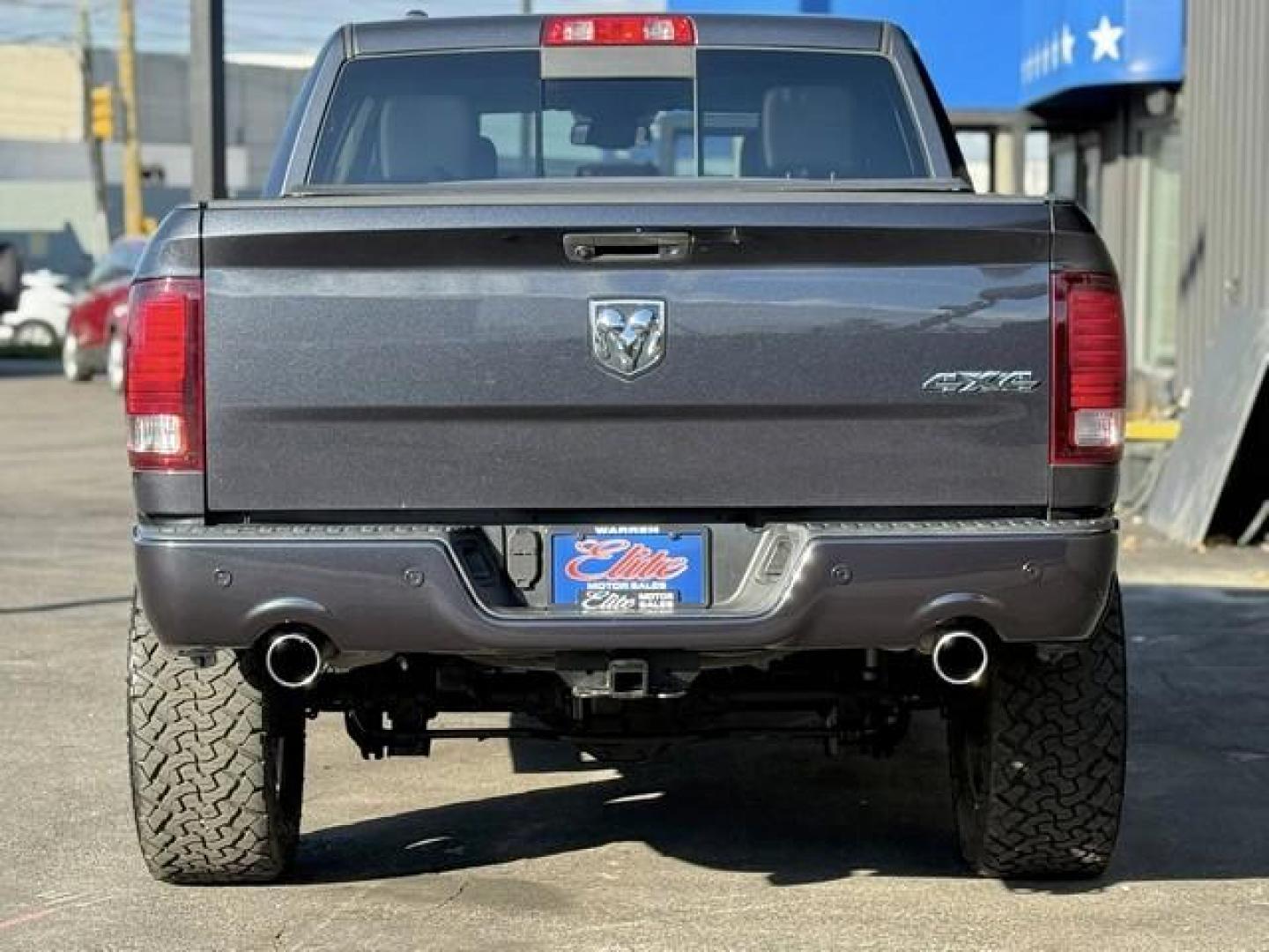 2017 GRAY RAM 1500 (1C6RR7MT6HS) with an V8,5.7L(345 CID),OHV engine, AUTOMATIC transmission, located at 14600 Frazho Road, Warren, MI, 48089, (586) 776-3400, 42.485996, -82.974220 - Photo#6