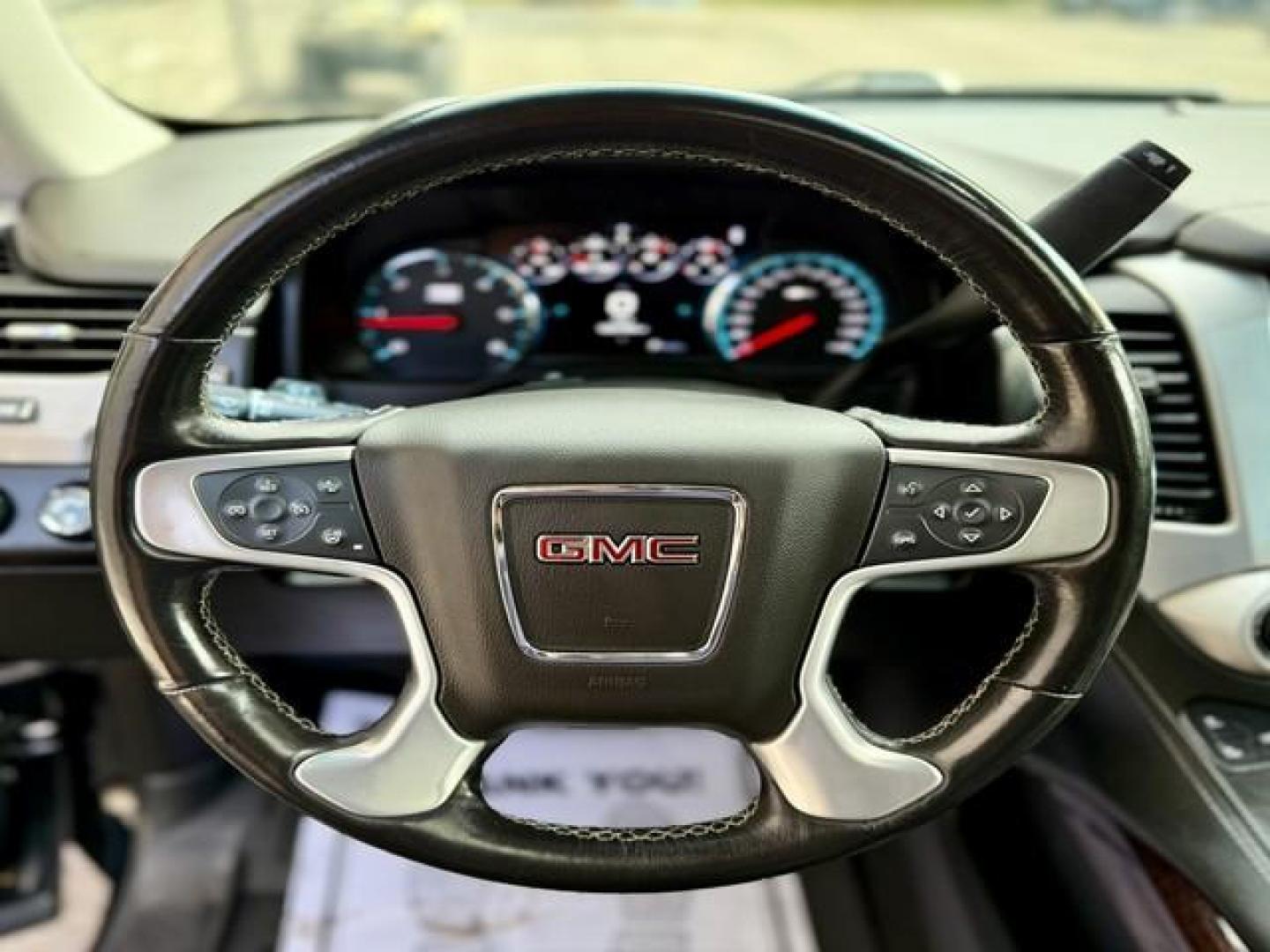 2019 BLACK GMC YUKON XL (1GKS2GKJ5KR) with an V8,( CID), engine, AUTOMATIC transmission, located at 14600 Frazho Road, Warren, MI, 48089, (586) 776-3400, 42.485996, -82.974220 - Photo#10