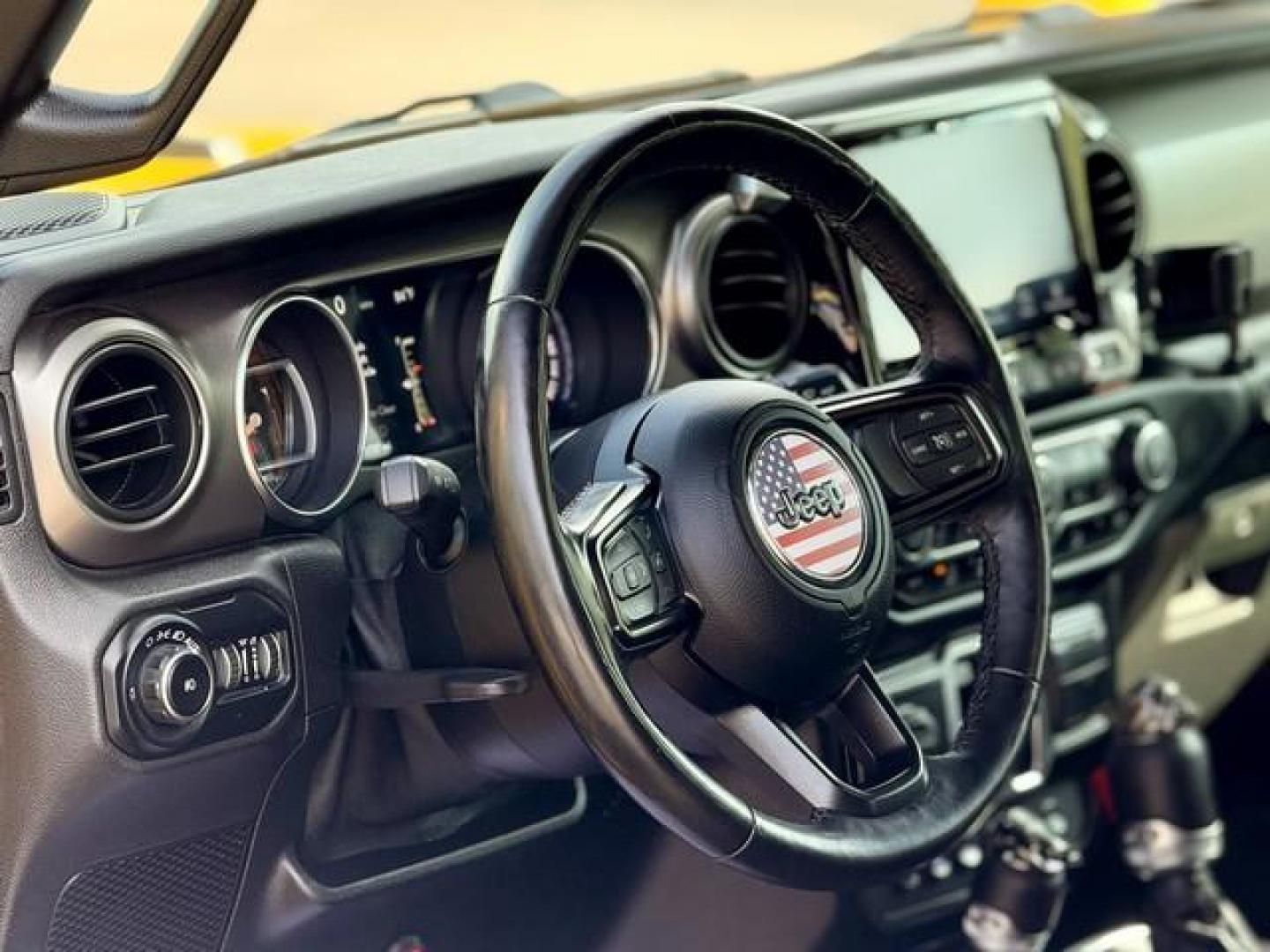 2020 YELLOW JEEP WRANGLER (1C4HJXDN9LW) with an L4,2.0L(122 CID), engine, AUTOMATIC transmission, located at 14600 Frazho Road, Warren, MI, 48089, (586) 776-3400, 42.485996, -82.974220 - Photo#12
