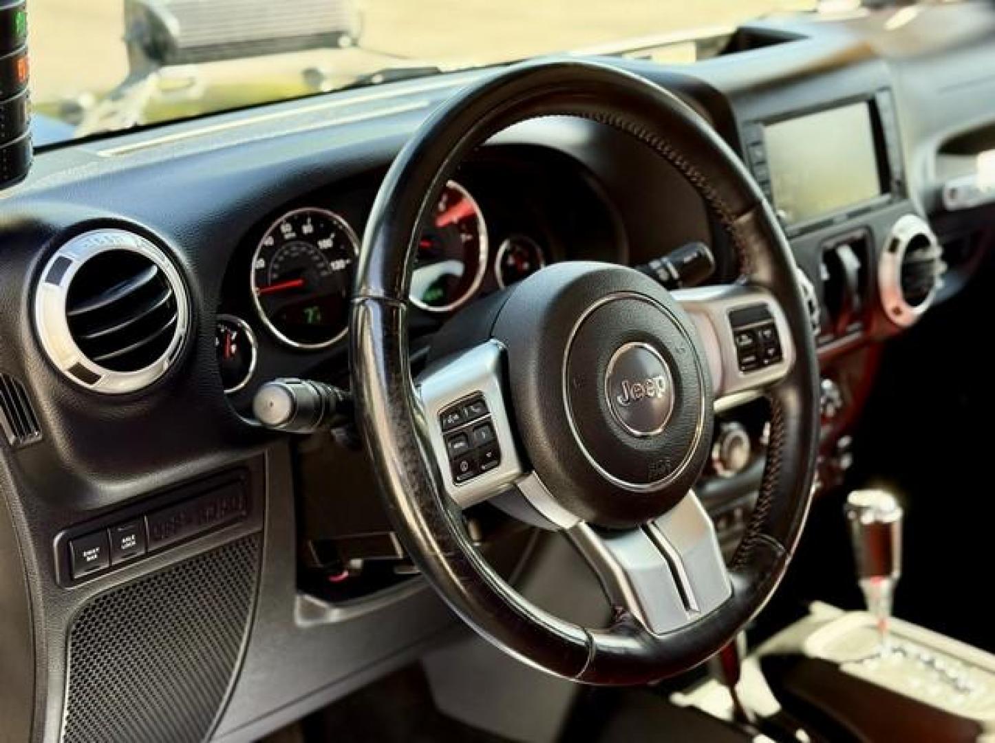 2013 BLACK JEEP WRANGLER (1C4BJWCGXDL) with an V6,3.6L(220 CID),DOHC engine, AUTOMATIC transmission, located at 14600 Frazho Road, Warren, MI, 48089, (586) 776-3400, 42.485996, -82.974220 - Photo#12