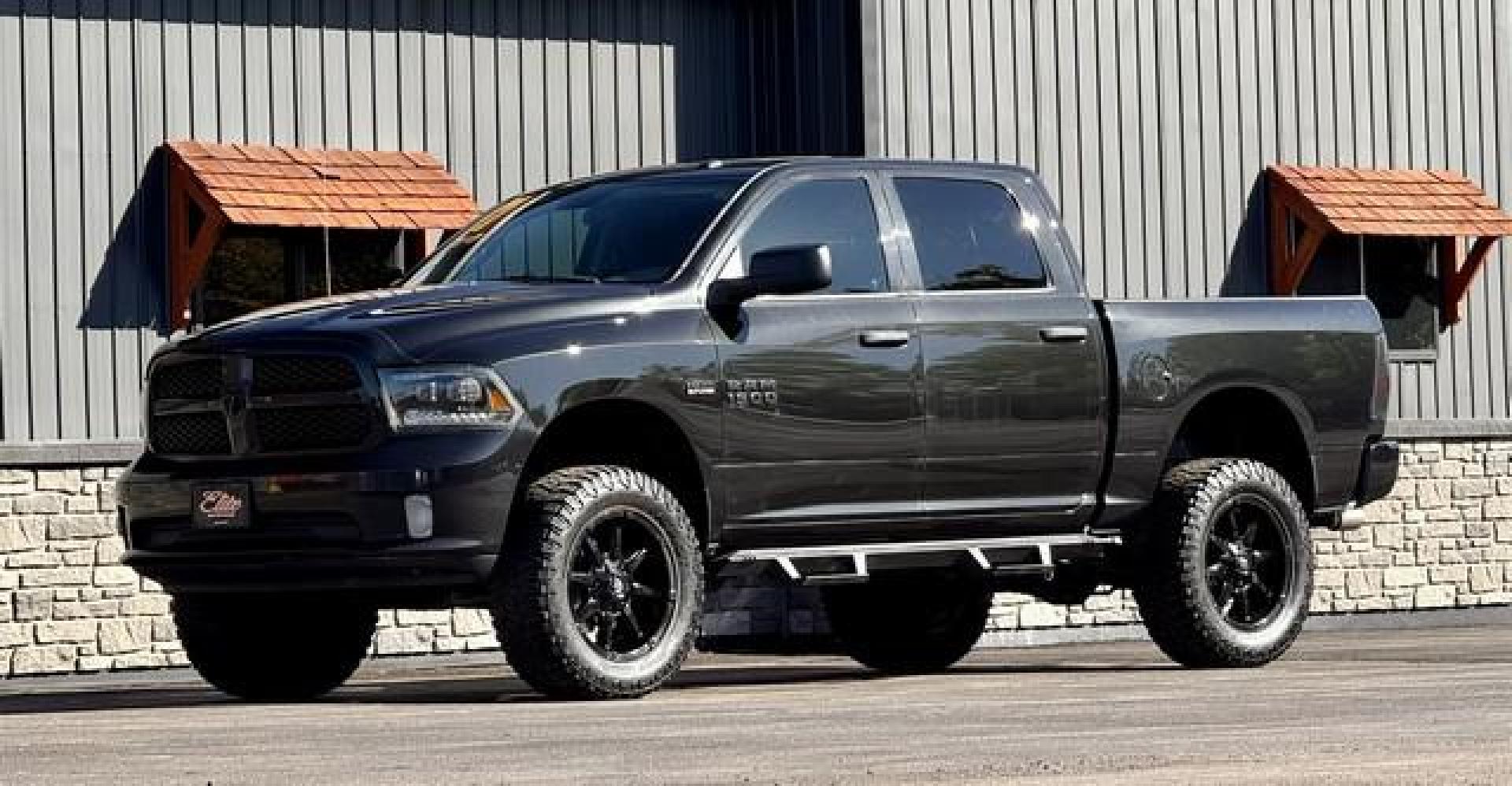 2017 BLACK RAM 1500 (3C6RR7KT7HG) with an V8,5.7L(345 CID),OHV engine, AUTOMATIC transmission, located at 14600 Frazho Road, Warren, MI, 48089, (586) 776-3400, 42.485996, -82.974220 - Photo#3