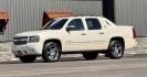 2013 WHITE DIAMOND CHEVROLET AVALANCHE 1500 (3GNTKGE72DG) with an V8,5.3L(325 CID),OHV engine, AUTOMATIC transmission, located at 14600 Frazho Road, Warren, MI, 48089, (586) 776-3400, 42.485996, -82.974220 - Photo#0