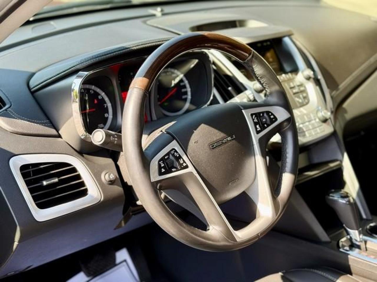2016 BLACK GMC TERRAIN (2GKFLVEK0G6) with an L4,2.4L(145 CID),DOHC engine, AUTOMATIC transmission, located at 14600 Frazho Road, Warren, MI, 48089, (586) 776-3400, 42.485996, -82.974220 - Photo#8