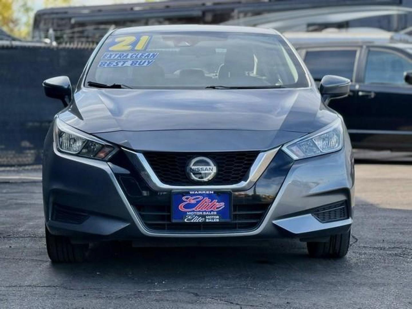 2021 GRAY NISSAN VERSA (3N1CN8EV4ML) with an L4,1.6L(98 CID),DOHC engine, AUTOMATIC transmission, located at 14600 Frazho Road, Warren, MI, 48089, (586) 776-3400, 42.485996, -82.974220 - Photo#2