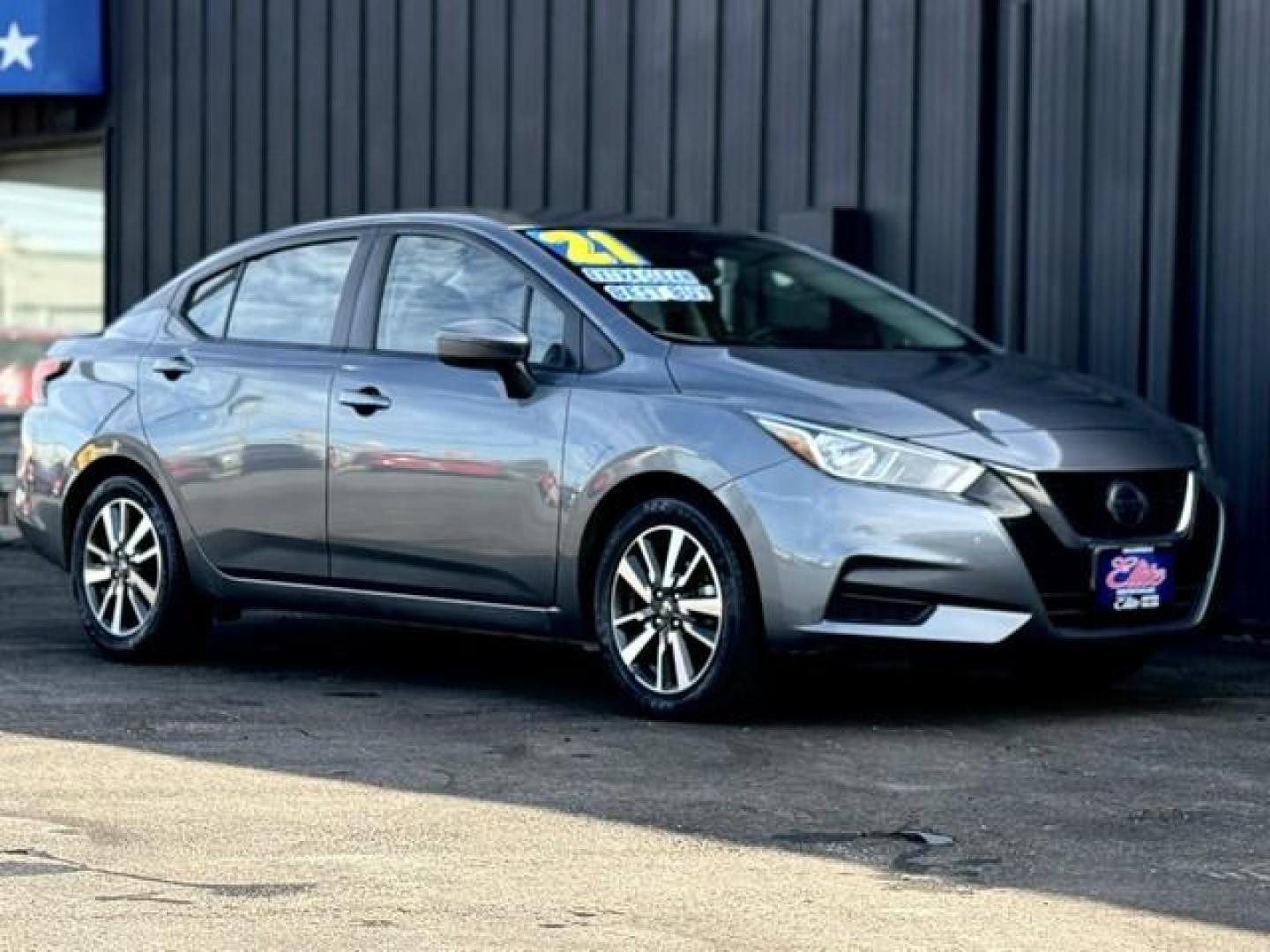 2021 GRAY NISSAN VERSA (3N1CN8EV4ML) with an L4,1.6L(98 CID),DOHC engine, AUTOMATIC transmission, located at 14600 Frazho Road, Warren, MI, 48089, (586) 776-3400, 42.485996, -82.974220 - Photo#3