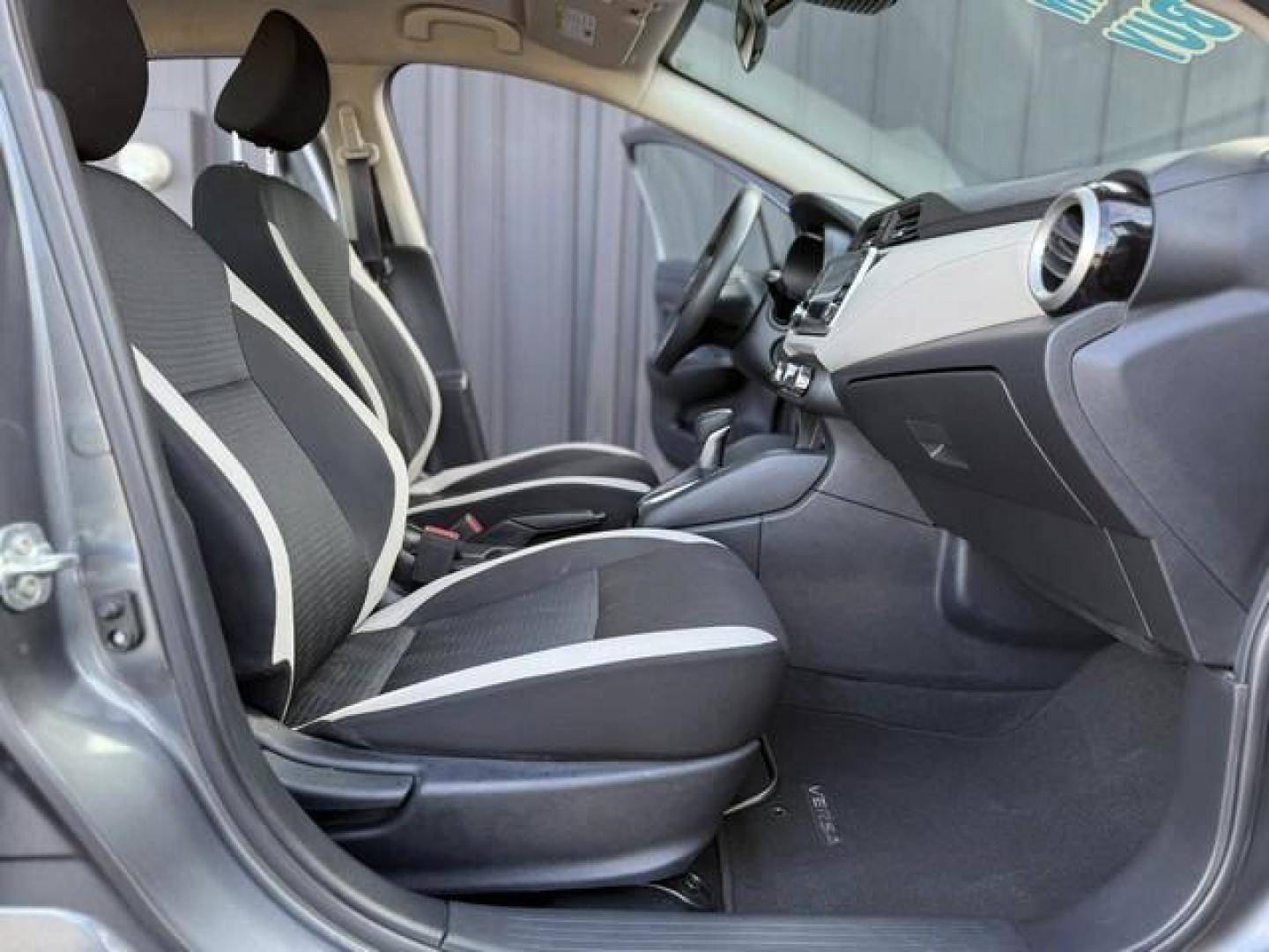 2021 GRAY NISSAN VERSA (3N1CN8EV4ML) with an L4,1.6L(98 CID),DOHC engine, AUTOMATIC transmission, located at 14600 Frazho Road, Warren, MI, 48089, (586) 776-3400, 42.485996, -82.974220 - Photo#12