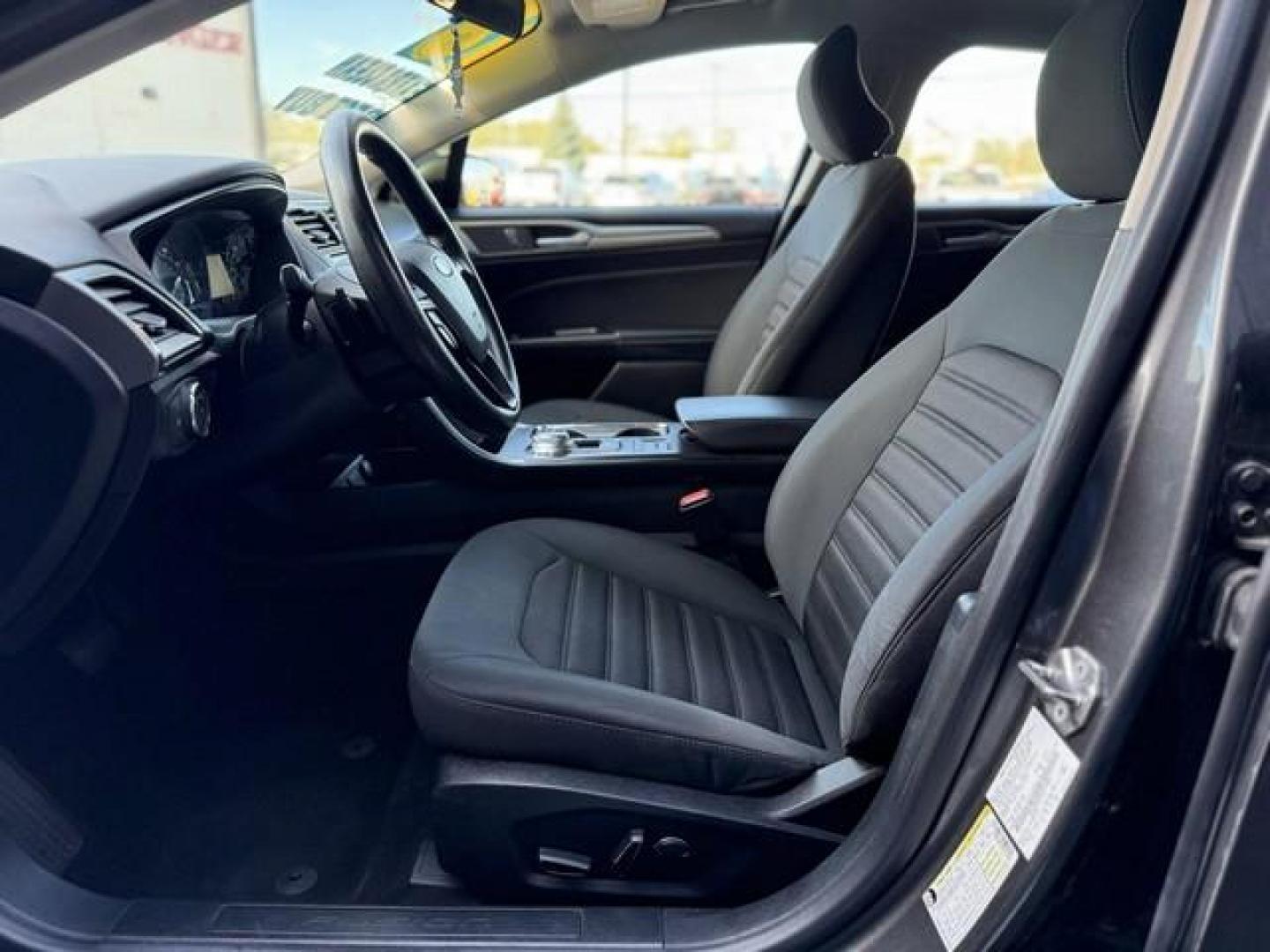 2018 GRAY FORD FUSION (3FA6P0HDXJR) with an L4,1.5L(91 CID),DOHC engine, AUTOMATIC transmission, located at 14600 Frazho Road, Warren, MI, 48089, (586) 776-3400, 42.485996, -82.974220 - Photo#8