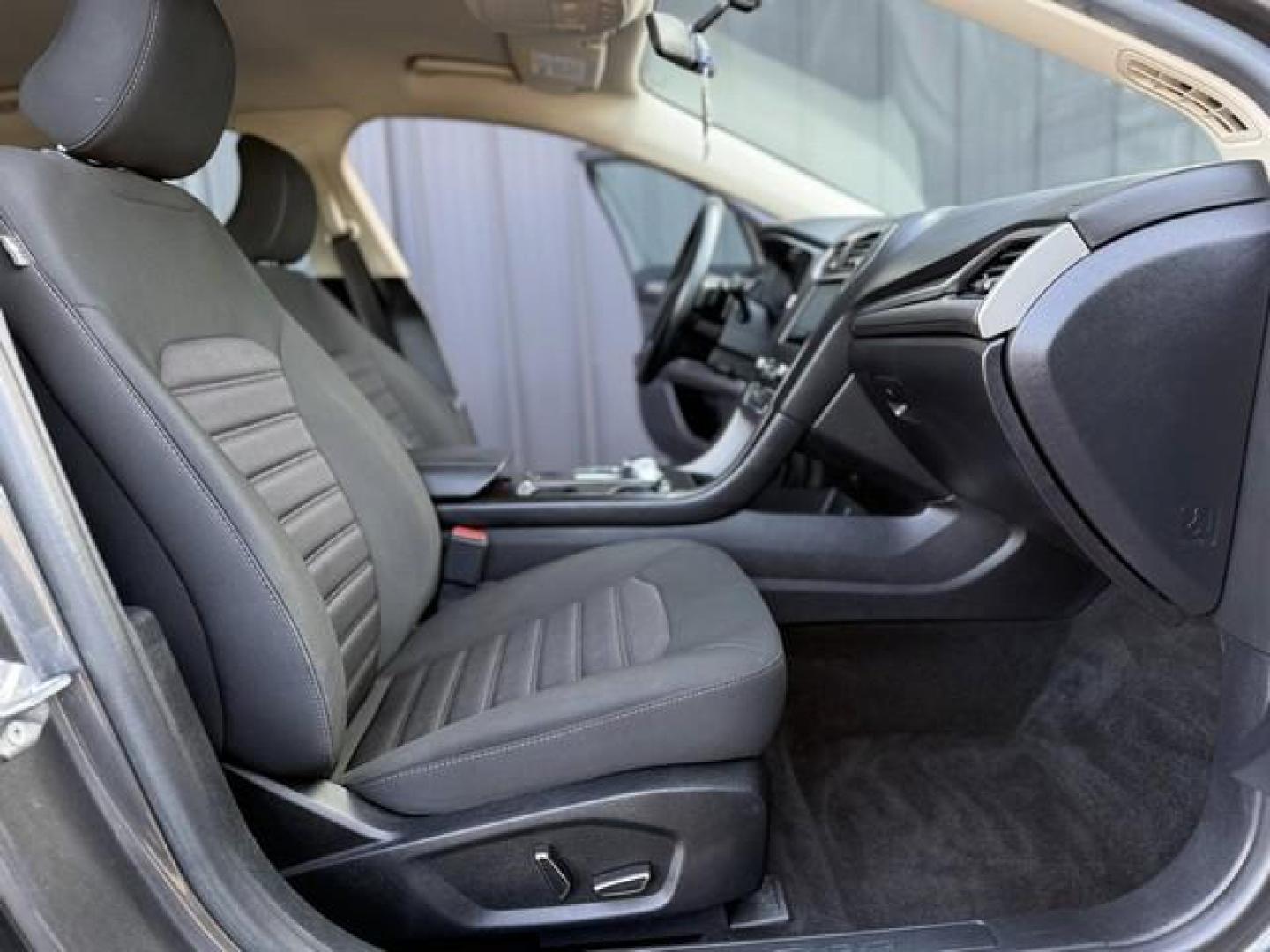 2018 GRAY FORD FUSION (3FA6P0HDXJR) with an L4,1.5L(91 CID),DOHC engine, AUTOMATIC transmission, located at 14600 Frazho Road, Warren, MI, 48089, (586) 776-3400, 42.485996, -82.974220 - Photo#11
