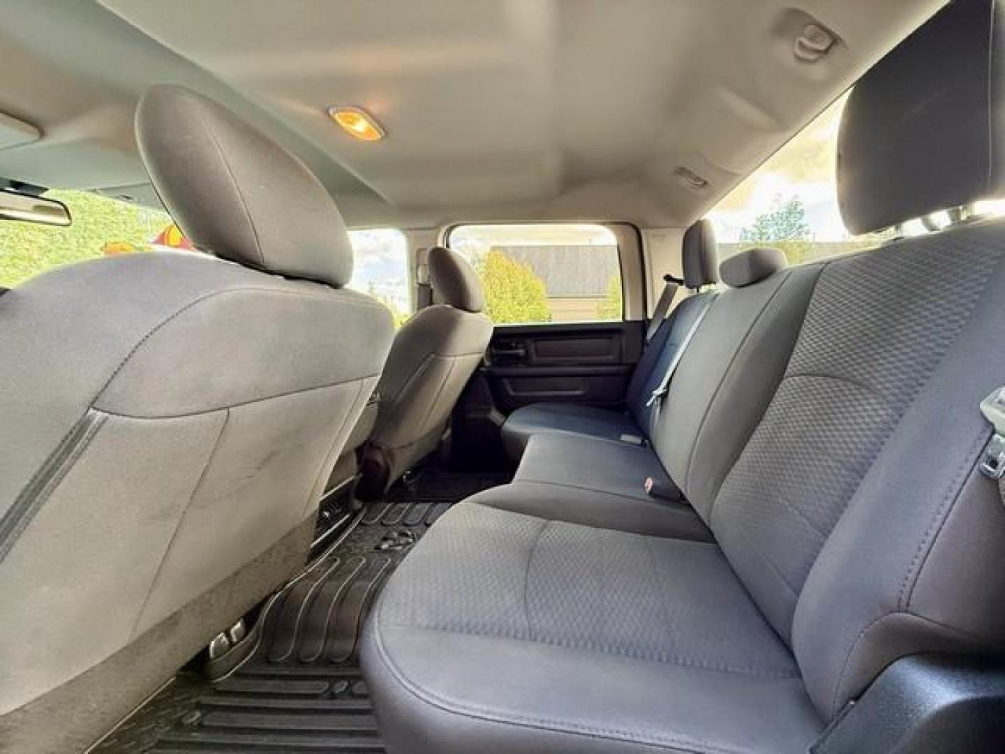 2019 BLACK RAM 1500 CLASSIC (1C6RR7KT9KS) with an V8,5.7L(345 CID), engine, AUTOMATIC transmission, located at 14600 Frazho Road, Warren, MI, 48089, (586) 776-3400, 42.485996, -82.974220 - Photo#7