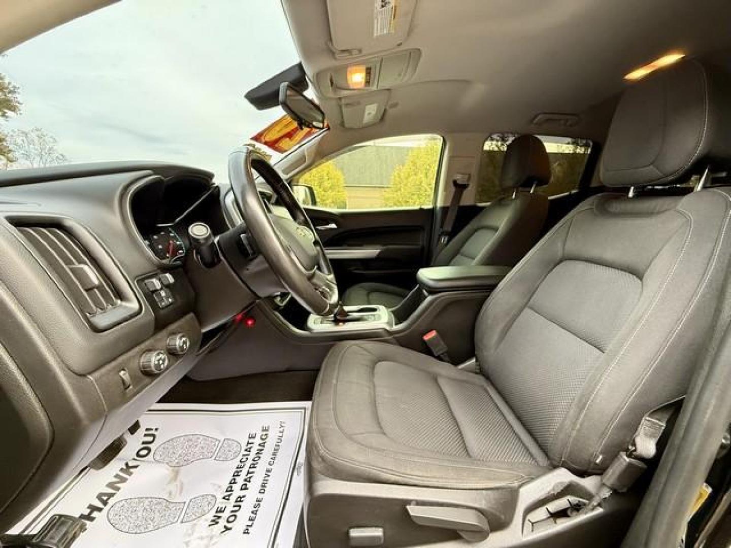 2020 BLACK CHEVROLET COLORADO (1GCGTCEN2L1) with an V6,3.6L(222 CID), engine, AUTOMATIC transmission, located at 14600 Frazho Road, Warren, MI, 48089, (586) 776-3400, 42.485996, -82.974220 - Photo#7