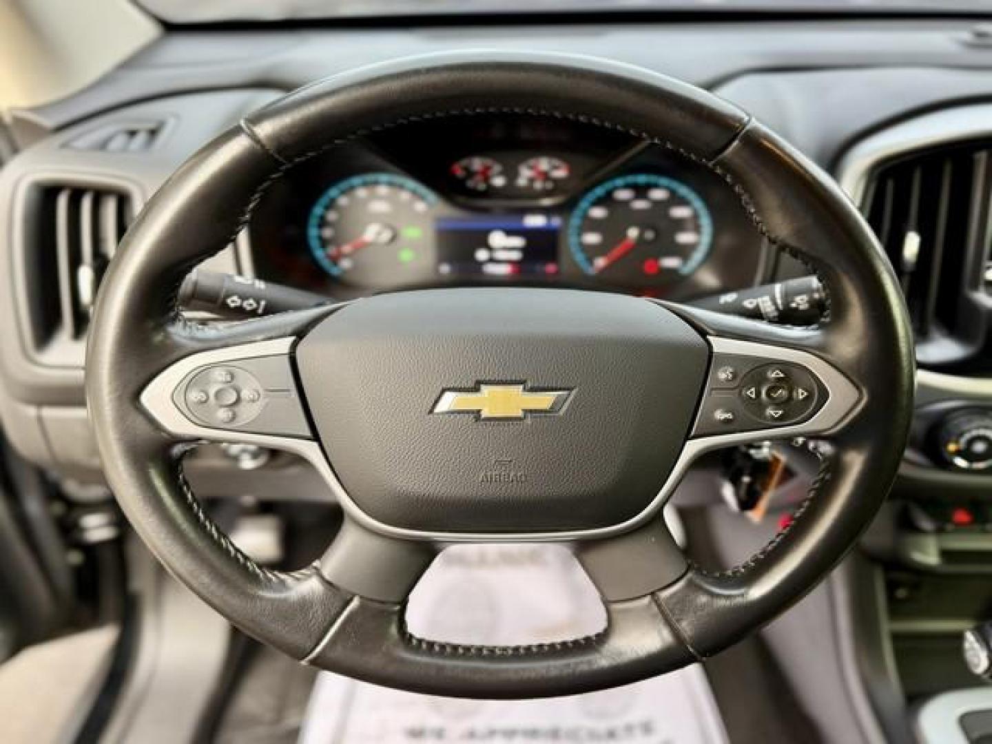 2020 BLACK CHEVROLET COLORADO (1GCGTCEN2L1) with an V6,3.6L(222 CID), engine, AUTOMATIC transmission, located at 14600 Frazho Road, Warren, MI, 48089, (586) 776-3400, 42.485996, -82.974220 - Photo#10