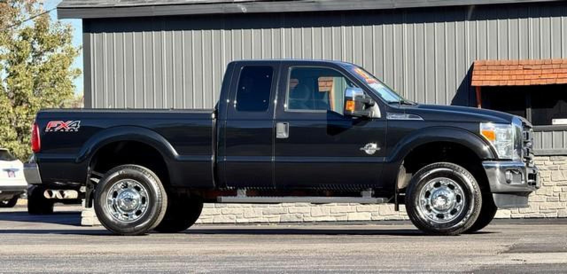 2015 BLACK FORD F-250 SUPER DUTY (1FT7X2BT6FE) with an V8,6.7L(406 CID),OHV engine, AUTOMATIC transmission, located at 14600 Frazho Road, Warren, MI, 48089, (586) 776-3400, 42.485996, -82.974220 - Photo#2
