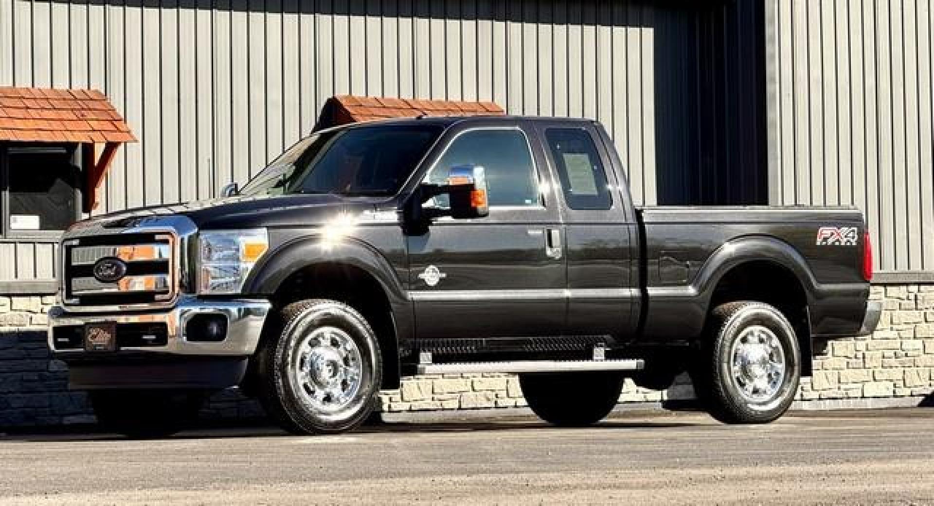 2015 BLACK FORD F-250 SUPER DUTY (1FT7X2BT6FE) with an V8,6.7L(406 CID),OHV engine, AUTOMATIC transmission, located at 14600 Frazho Road, Warren, MI, 48089, (586) 776-3400, 42.485996, -82.974220 - Photo#3