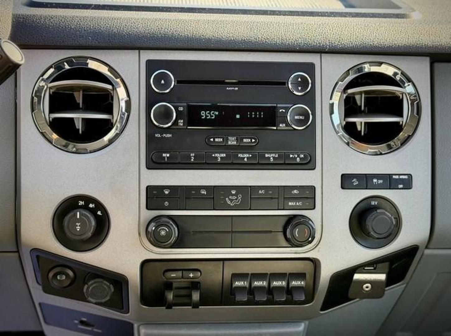 2015 BLACK FORD F-250 SUPER DUTY (1FT7X2BT6FE) with an V8,6.7L(406 CID),OHV engine, AUTOMATIC transmission, located at 14600 Frazho Road, Warren, MI, 48089, (586) 776-3400, 42.485996, -82.974220 - Photo#11