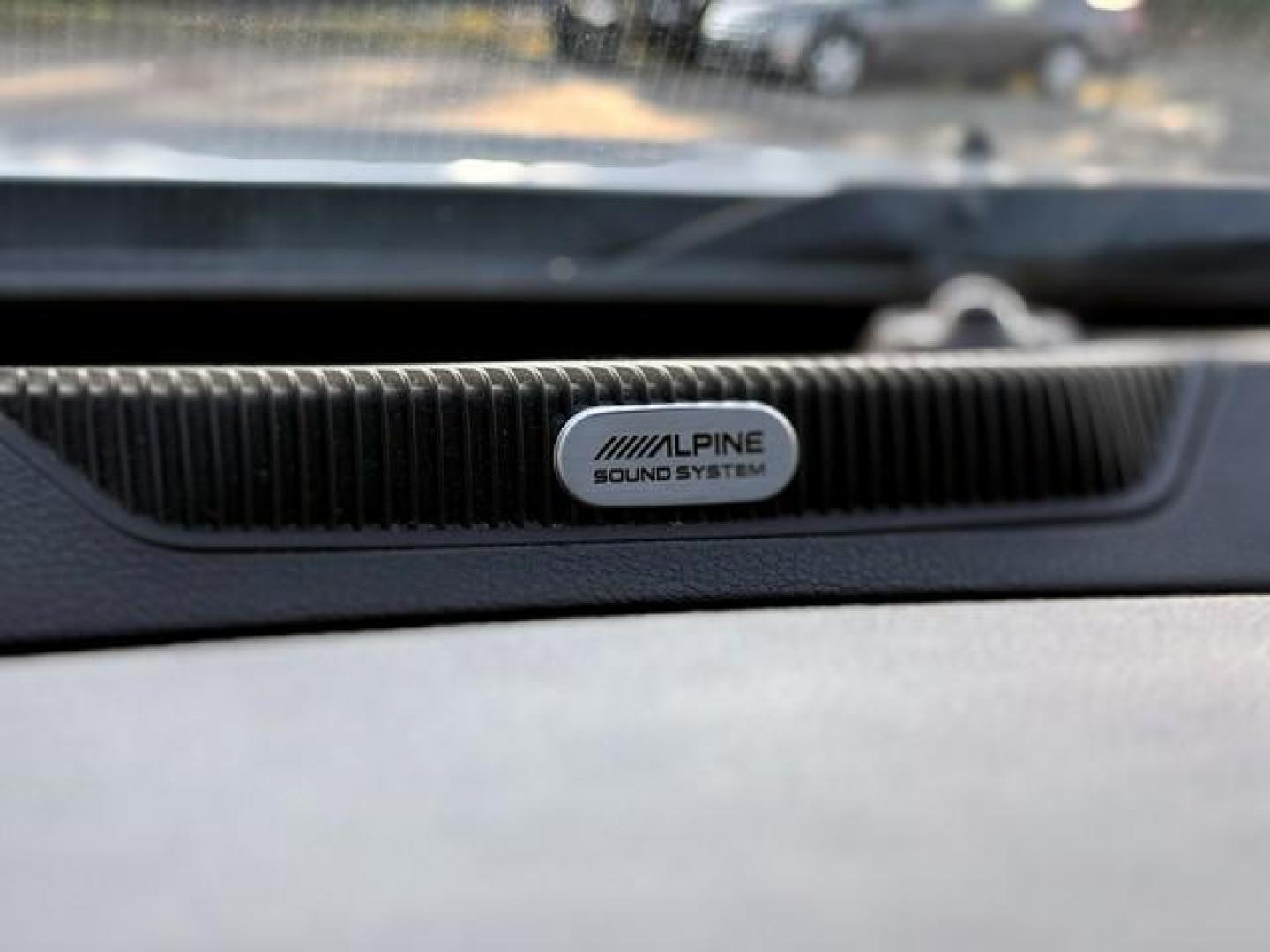 2012 WHITE RAM 3500 SLT (3C63D3LLXCG) with an L6,6.7L(408 CID),OHV engine, AUTOMATIC transmission, located at 14600 Frazho Road, Warren, MI, 48089, (586) 776-3400, 42.485996, -82.974220 - Photo#12