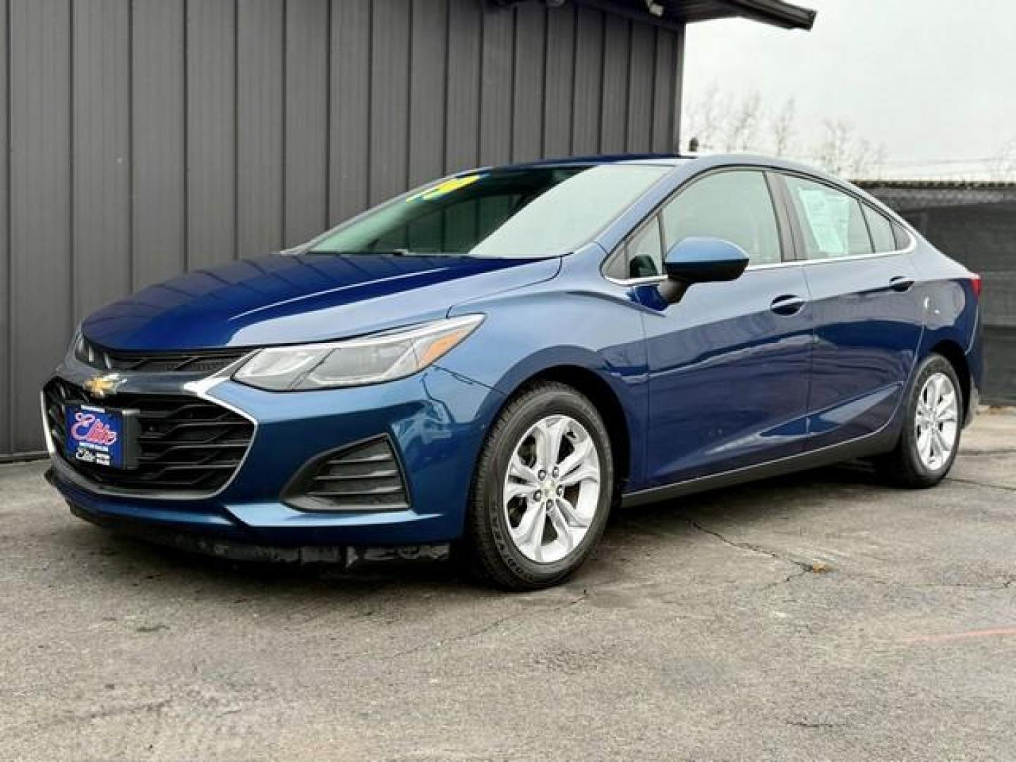 2019 BLUE CHEVROLET CRUZE (1G1BE5SM8K7) with an L4,1.4L(85 CID),DOHC engine, AUTOMATIC transmission, located at 14600 Frazho Road, Warren, MI, 48089, (586) 776-3400, 42.485996, -82.974220 - Photo#7