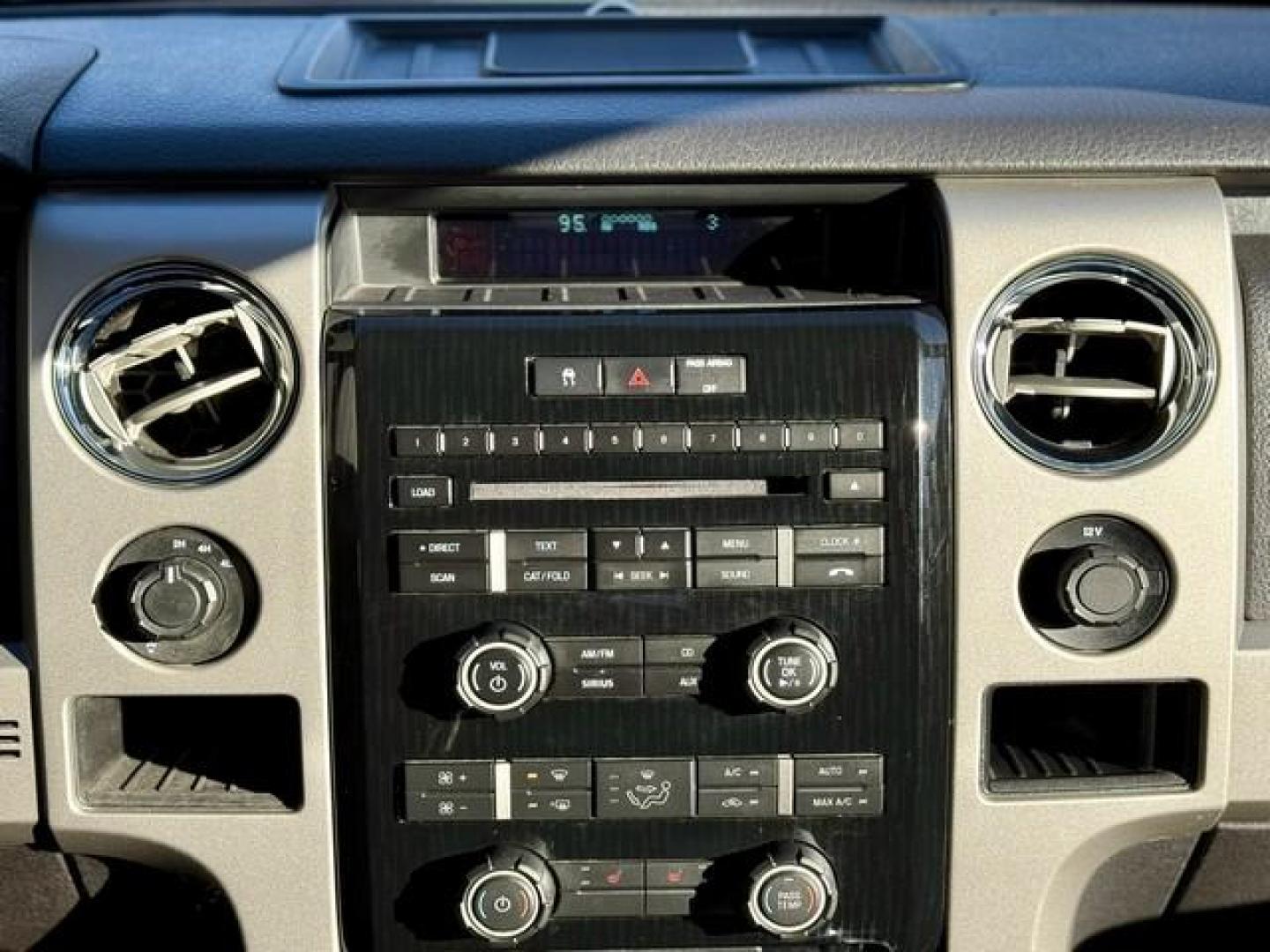 2010 BLACK FORD F-150 (1FTFW1EV8AF) with an V8,5.4L(330 CID),SOHC engine, AUTOMATIC transmission, located at 14600 Frazho Road, Warren, MI, 48089, (586) 776-3400, 42.485996, -82.974220 - Photo#11