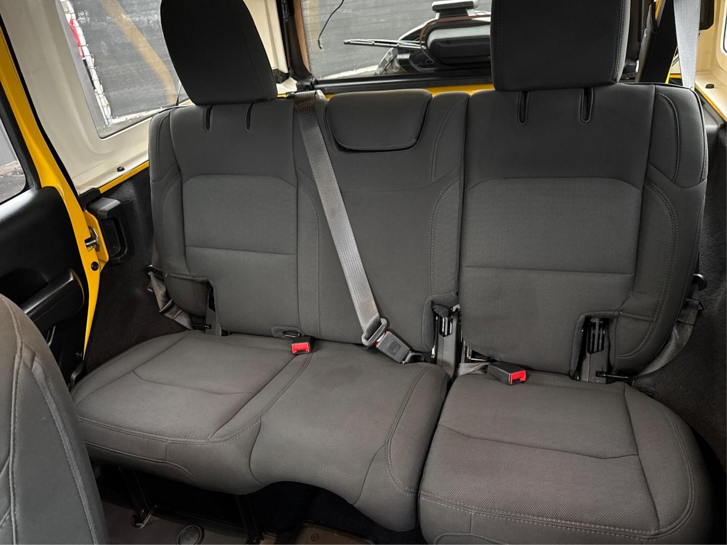 2021 HELLA YELLA JEEP WRANGLER (1C4HJXDG0MW) with an V6,3.6L(220 CID), engine, AUTOMATIC transmission, located at 14600 Frazho Road, Warren, MI, 48089, (586) 776-3400, 42.485996, -82.974220- Photo#19