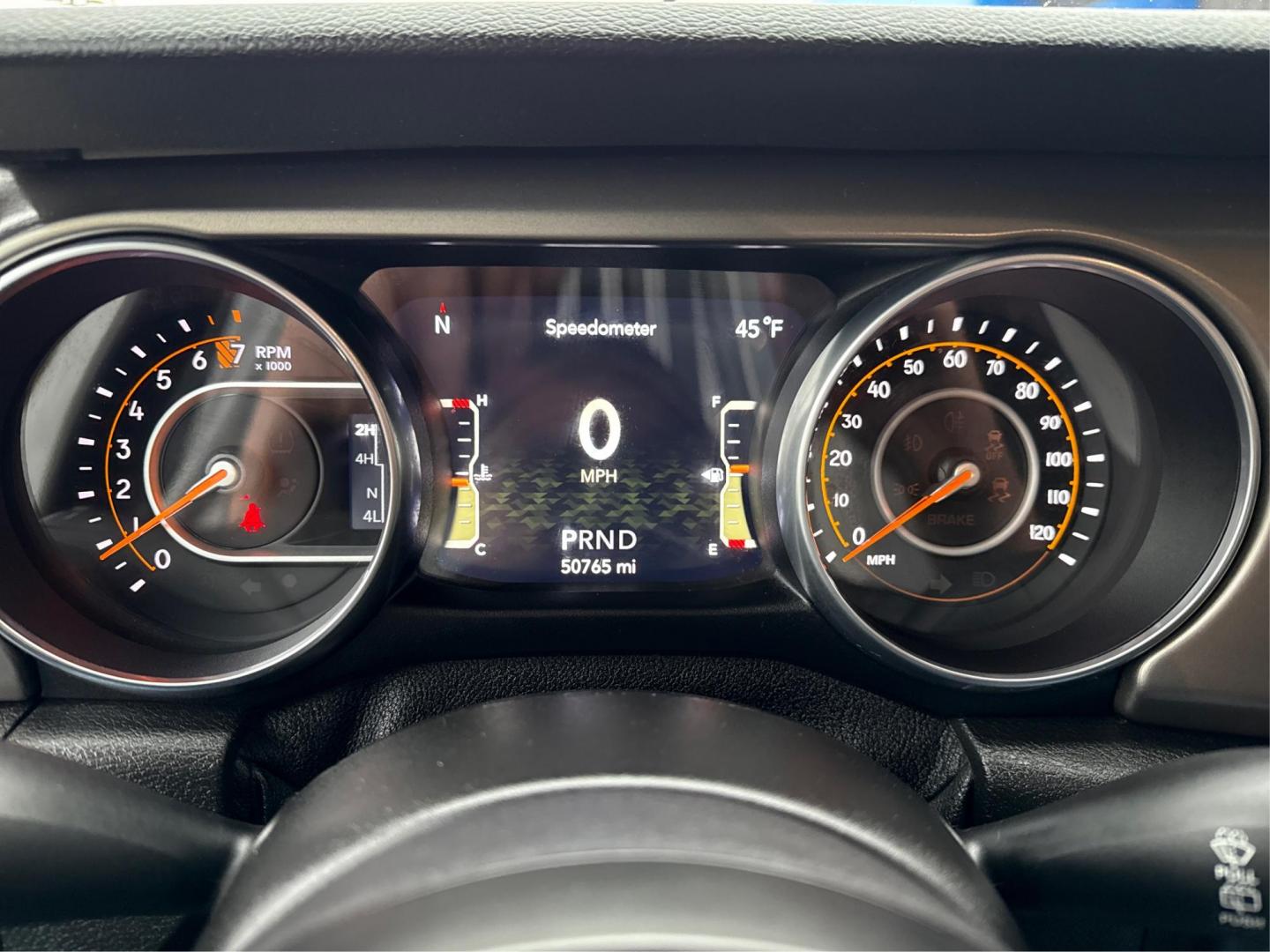 2021 YELLOW JEEP WRANGLER (1C4HJXDG0MW) with an V6,3.6L(220 CID), engine, AUTOMATIC transmission, located at 14600 Frazho Road, Warren, MI, 48089, (586) 776-3400, 42.485996, -82.974220 - Photo#7