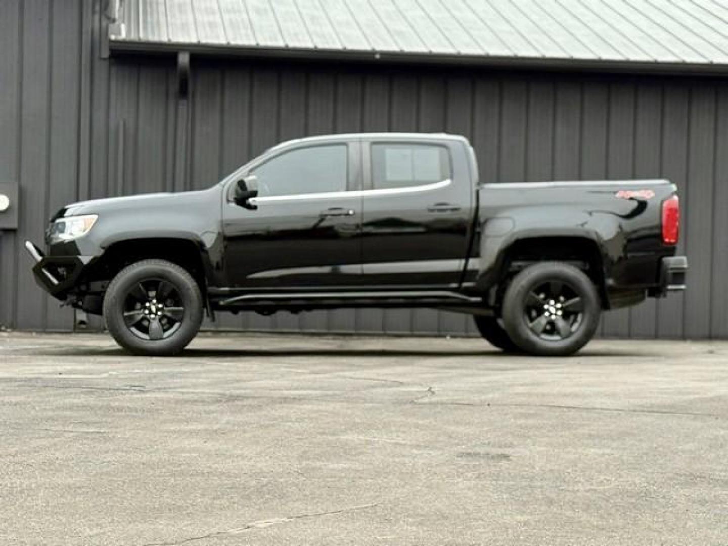 2016 BLACK CHEVROLET COLORADO (1GCGTCE30G1) with an V6,3.6L(217 CID),DOHC engine, AUTOMATIC transmission, located at 14600 Frazho Road, Warren, MI, 48089, (586) 776-3400, 42.485996, -82.974220 - Photo#8
