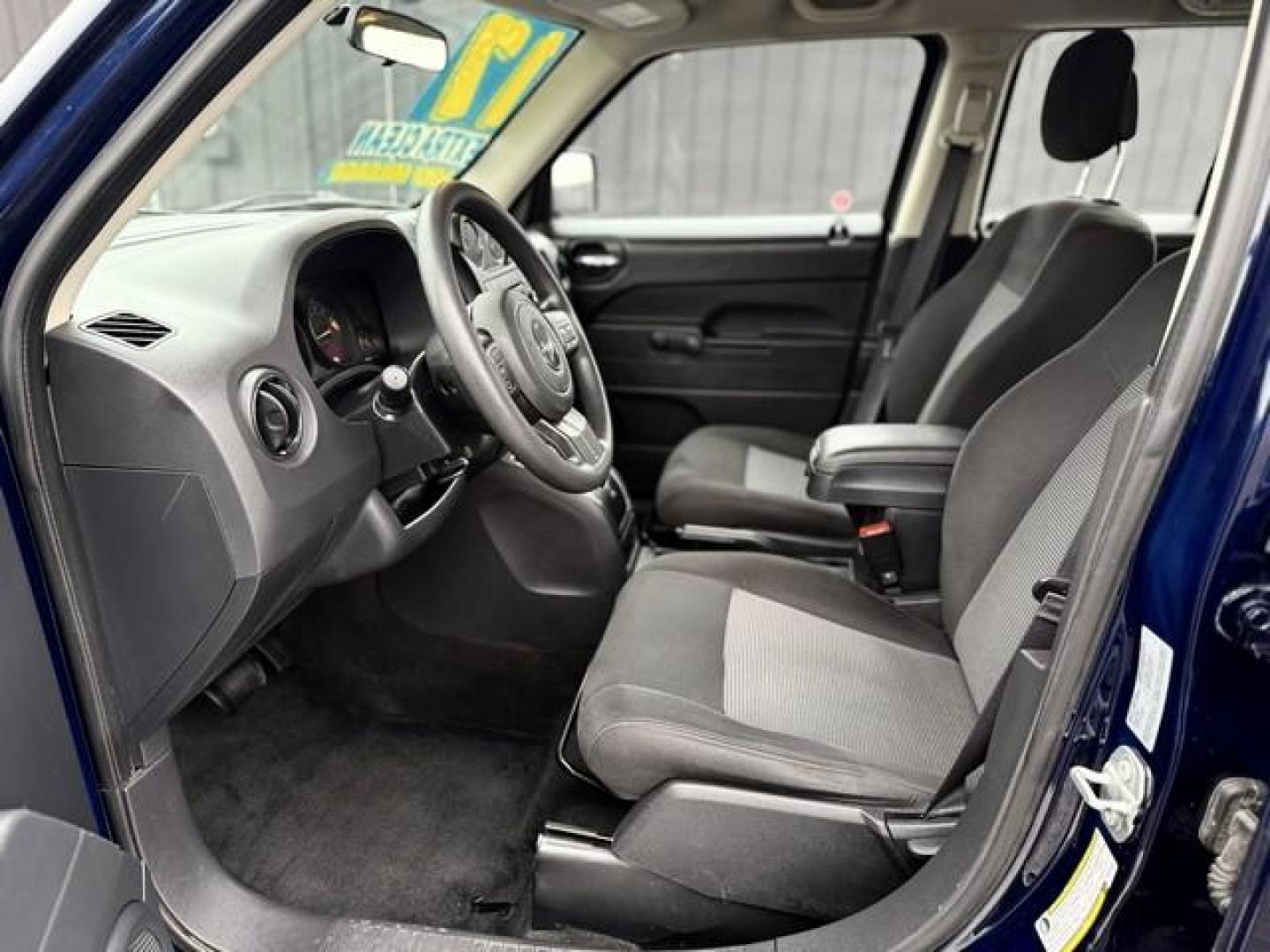 2017 BLUE JEEP PATRIOT (1C4NJPAB5HD) with an L4,2.4L(144 CID),DOHC engine, AUTOMATIC transmission, located at 14600 Frazho Road, Warren, MI, 48089, (586) 776-3400, 42.485996, -82.974220 - Photo#7