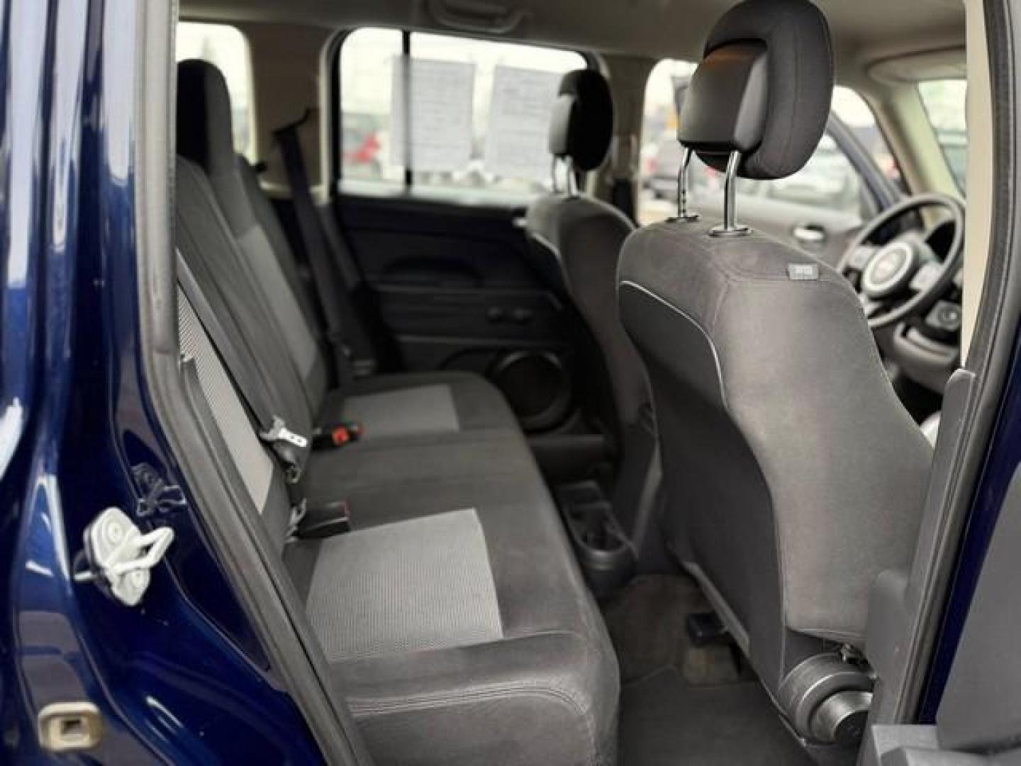 2017 BLUE JEEP PATRIOT (1C4NJPAB5HD) with an L4,2.4L(144 CID),DOHC engine, AUTOMATIC transmission, located at 14600 Frazho Road, Warren, MI, 48089, (586) 776-3400, 42.485996, -82.974220 - Photo#10