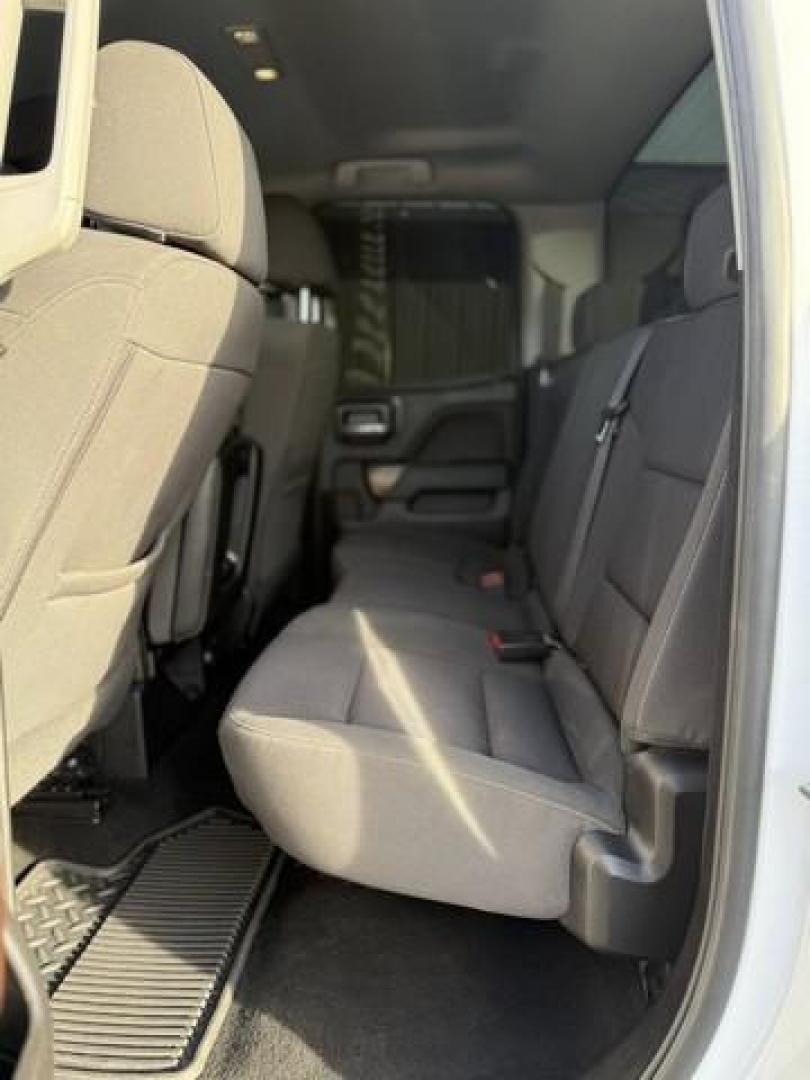 2018 WHITE GMC SIERRA 1500 (1GTV2MEC4JZ) with an V8,5.3L(325 CID),OHV engine, AUTOMATIC transmission, located at 14600 Frazho Road, Warren, MI, 48089, (586) 776-3400, 42.485996, -82.974220 - Photo#11