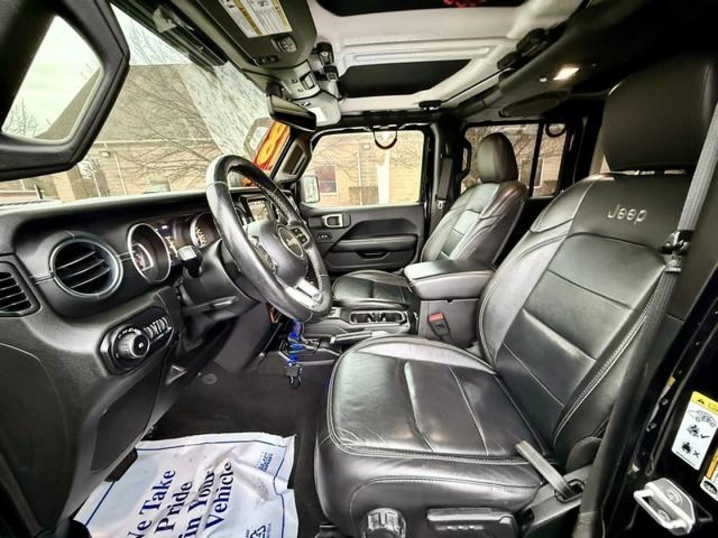 2018 BLACK JEEP WRANGLER (1C4HJXEG9JW) with an V6,3.6L(220 CID),DOHC engine, AUTOMATIC transmission, located at 14600 Frazho Road, Warren, MI, 48089, (586) 776-3400, 42.485996, -82.974220 - Photo#8