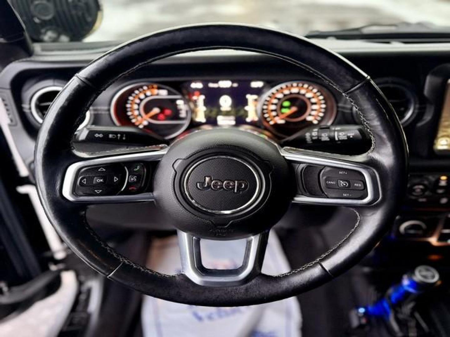 2018 BLACK JEEP WRANGLER (1C4HJXEG9JW) with an V6,3.6L(220 CID),DOHC engine, AUTOMATIC transmission, located at 14600 Frazho Road, Warren, MI, 48089, (586) 776-3400, 42.485996, -82.974220 - Photo#11